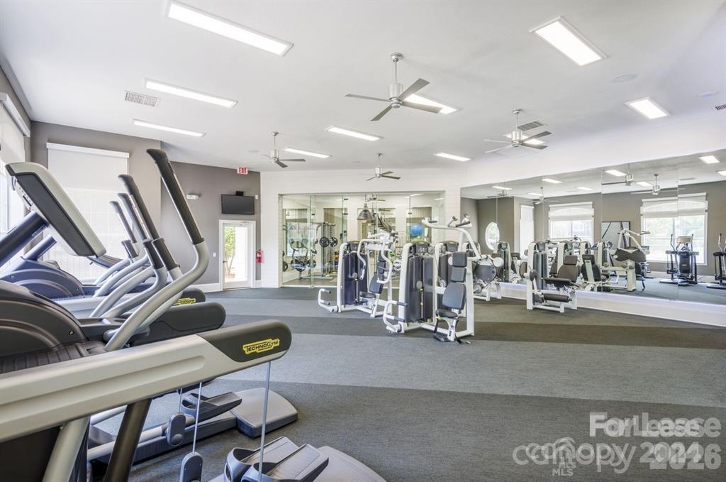 14325 Plantation Park Boulevard Ballantyn W/ Solarium Property Photo 7