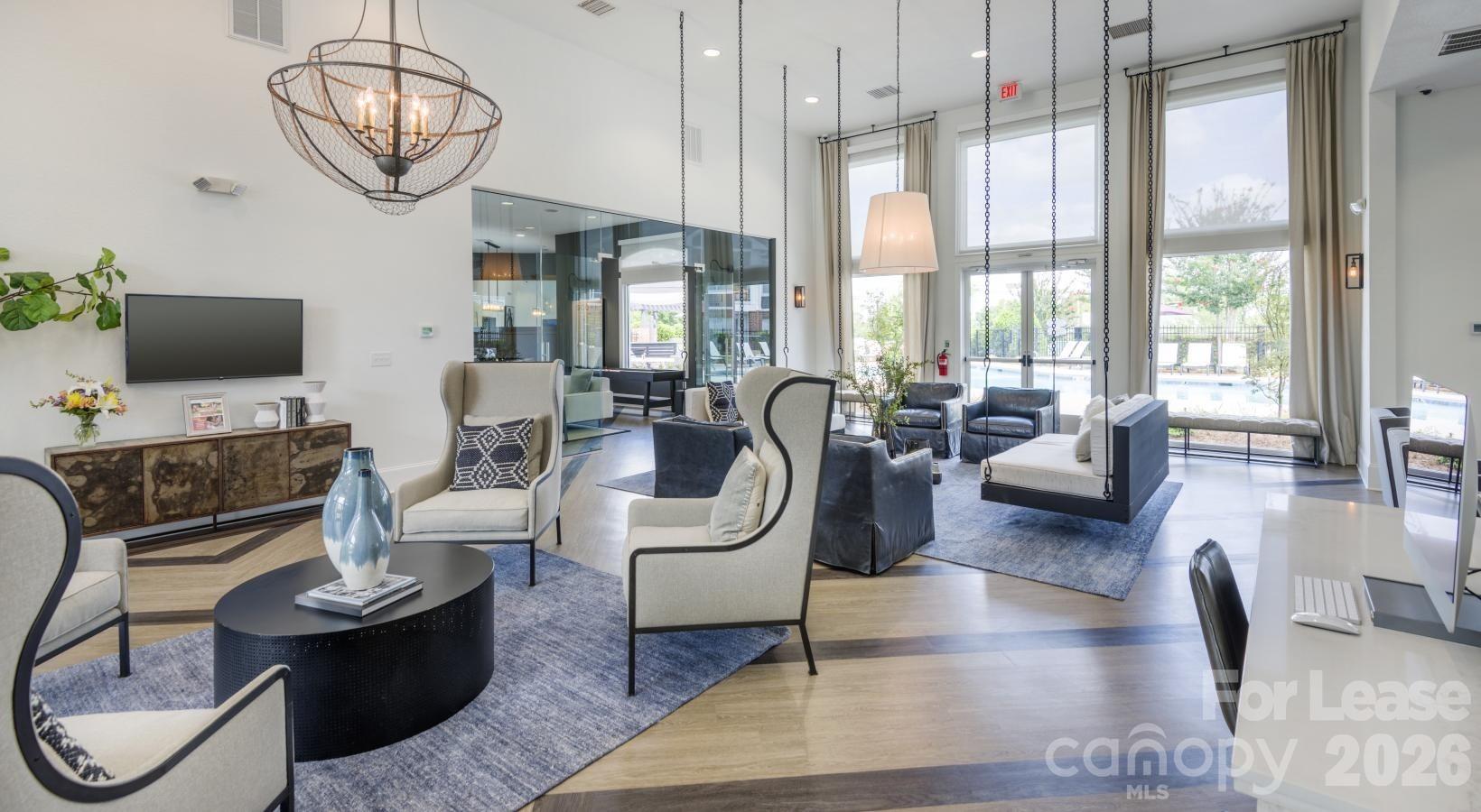 14325 Plantation Park Boulevard Ballantyn W/ Solarium Property Photo 8