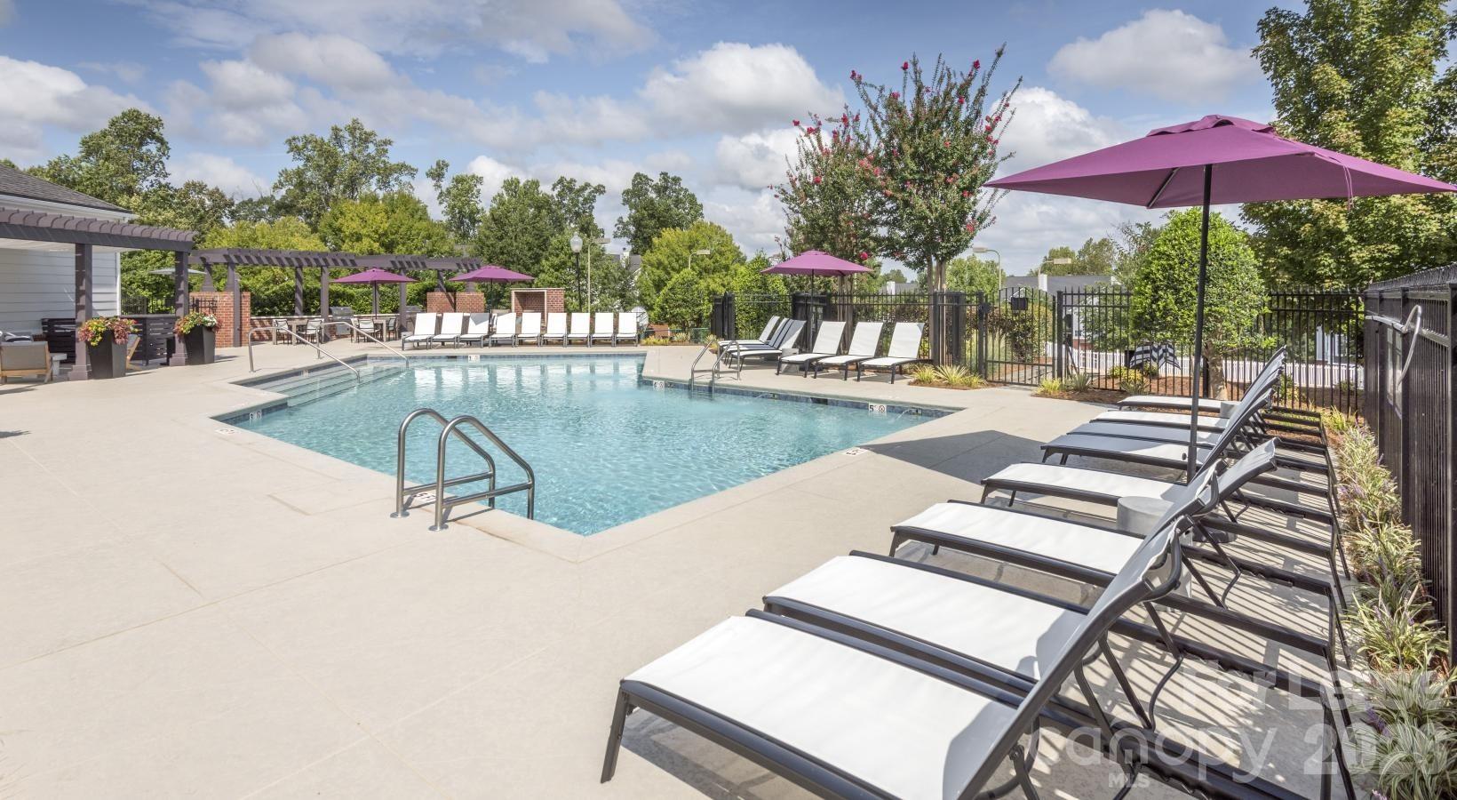 14325 Plantation Park Boulevard Ballantyn W/ Solarium Property Photo 11