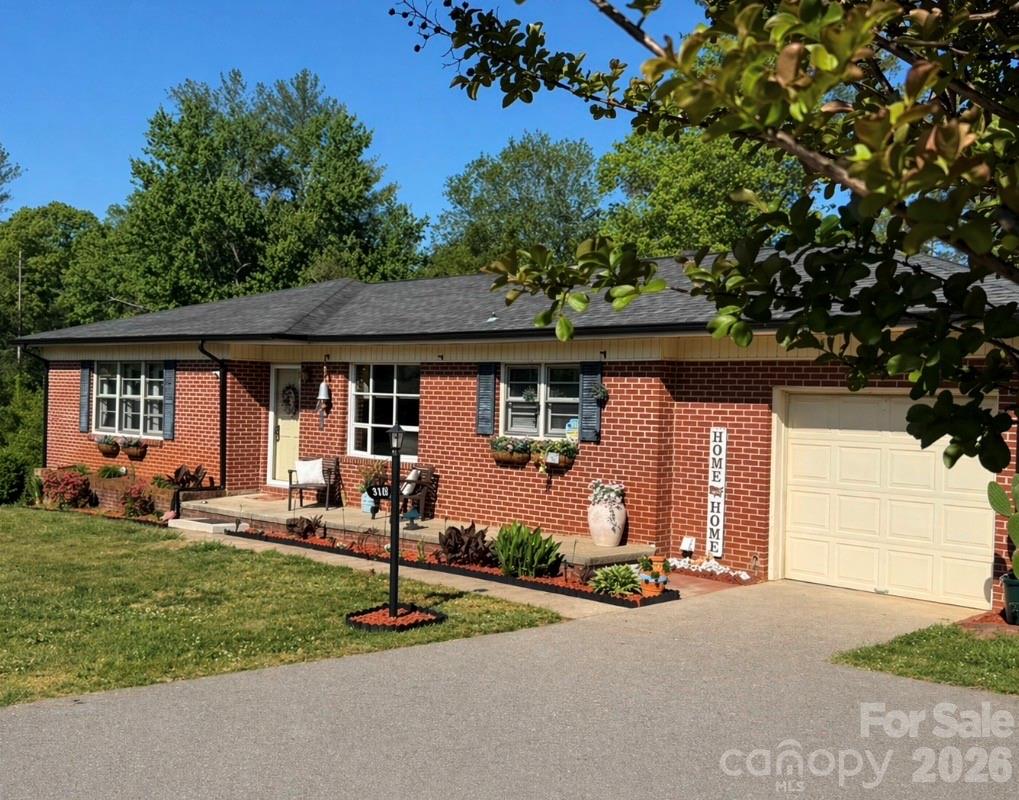 3162 Morganton Boulevard Property Photo 1