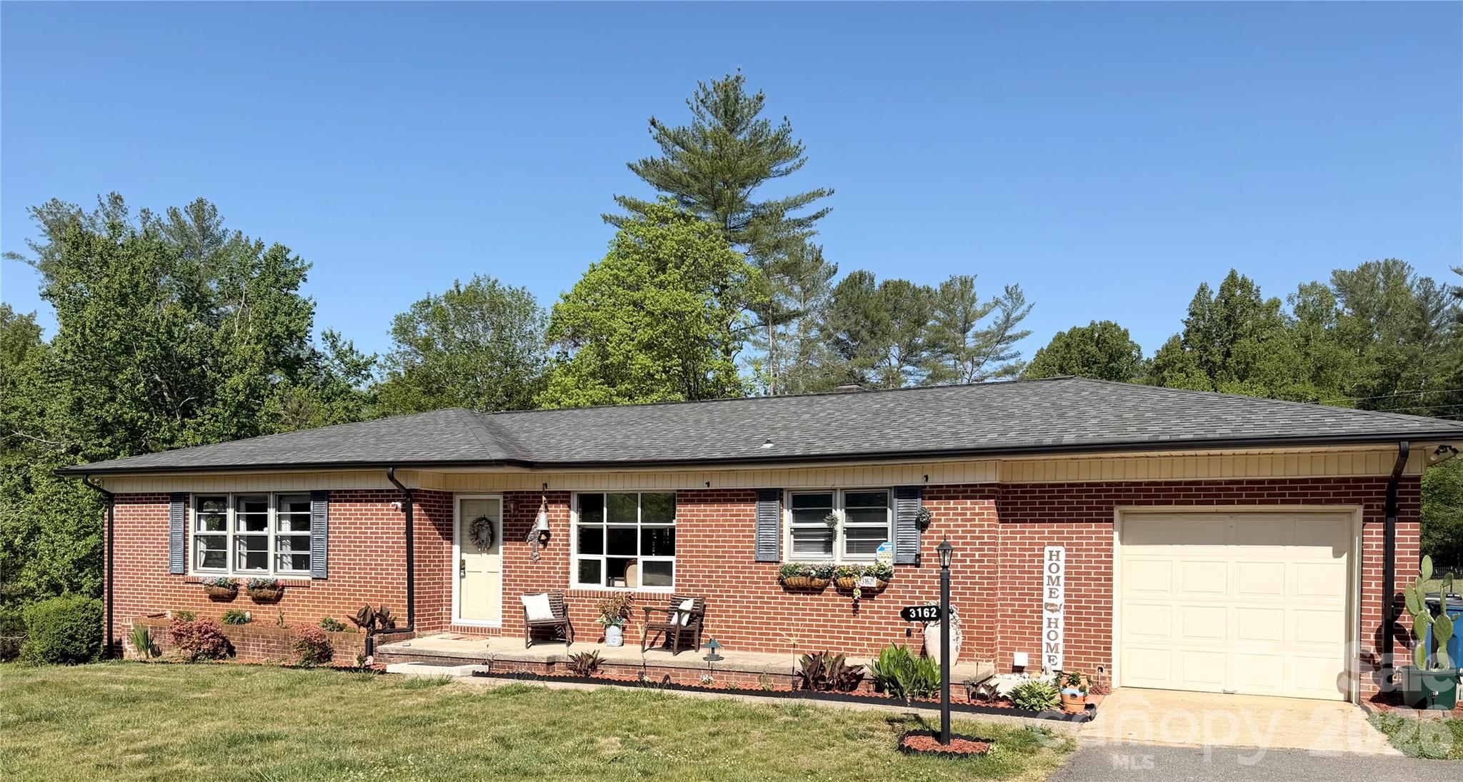 3162 Morganton Boulevard Property Photo 3