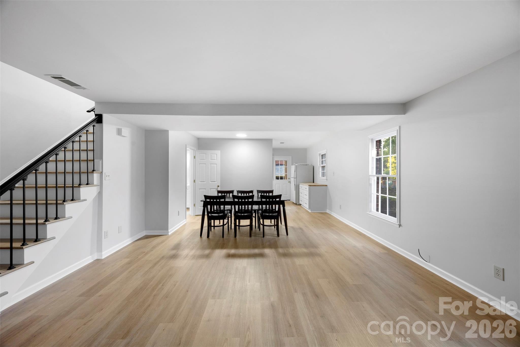 809 Jamestown Drive 5 Property Photo 4
