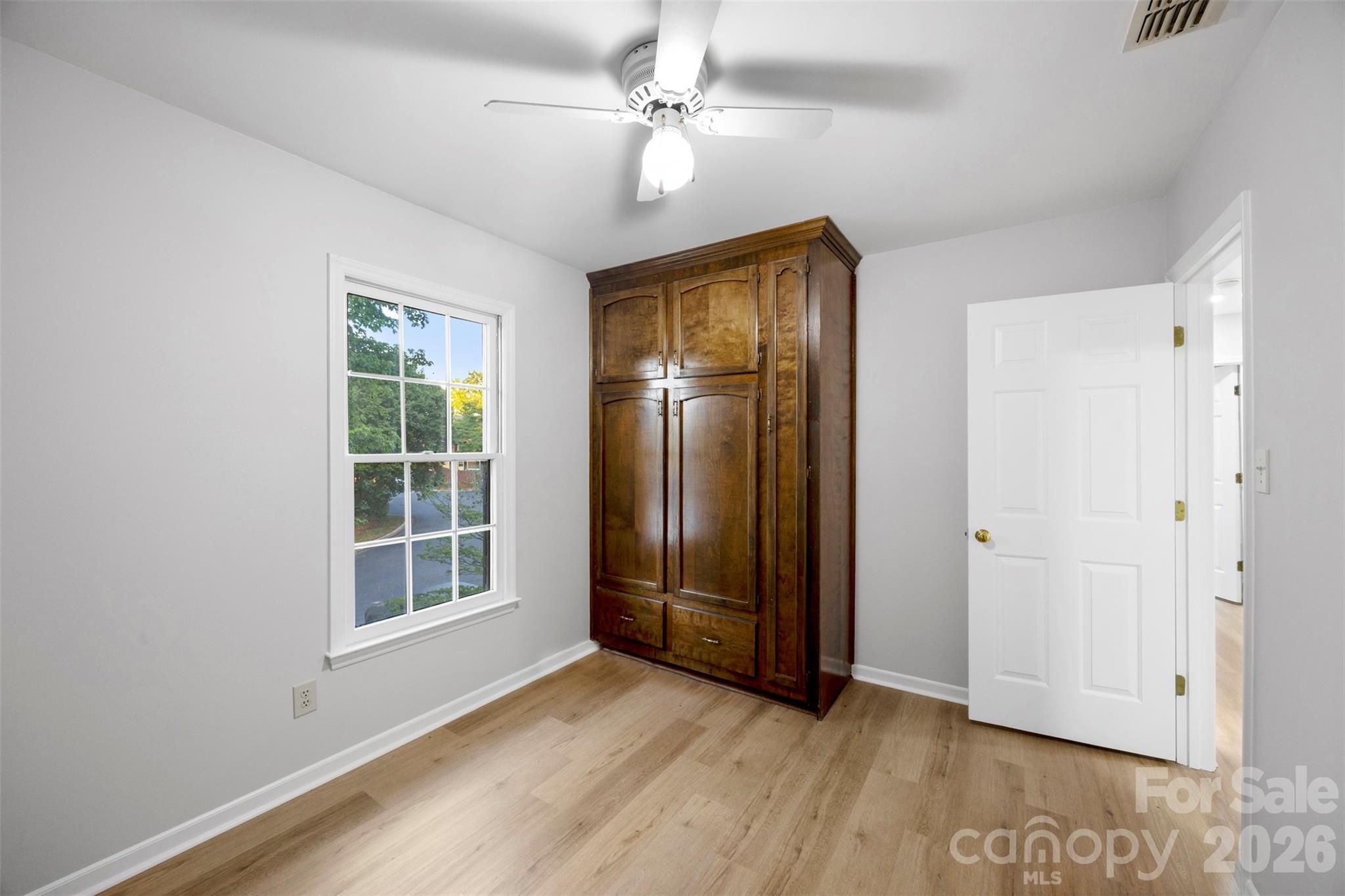 809 Jamestown Drive 5 Property Photo 18