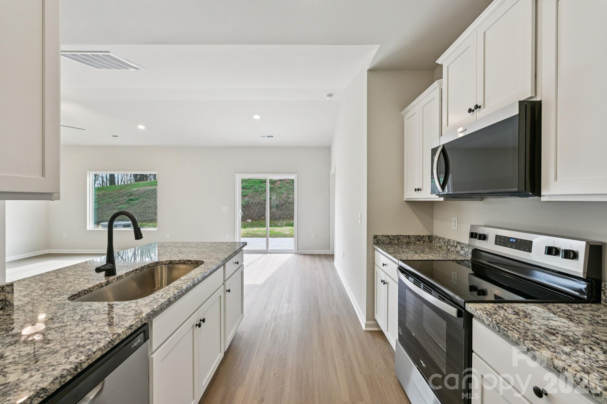 800 Willow Estates Drive Property Photo 26