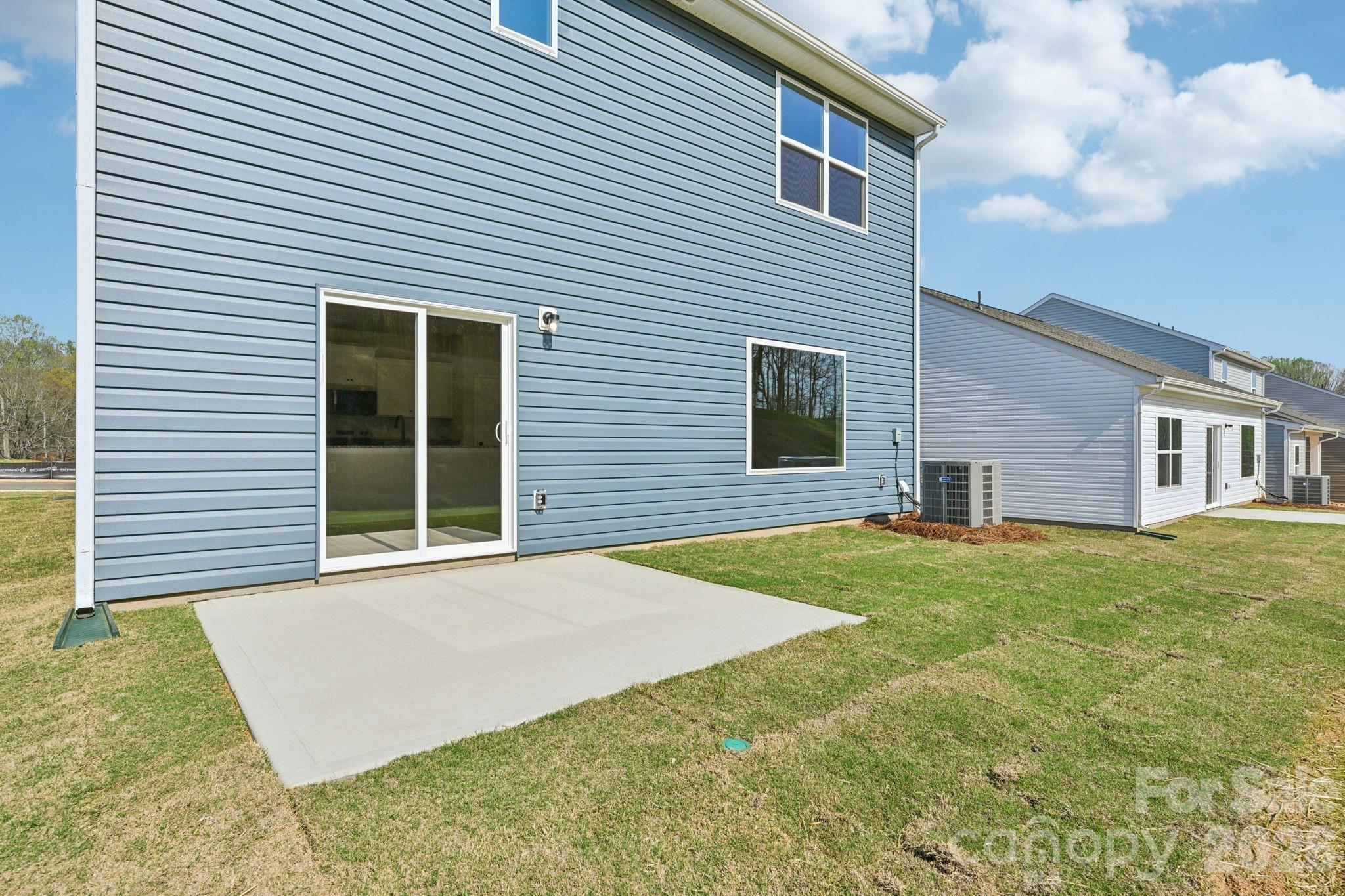 718 Willow Estates Drive Property Photo 8