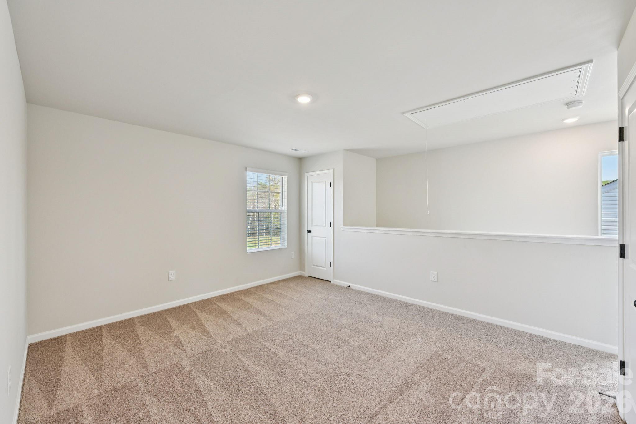 718 Willow Estates Drive Property Photo 12