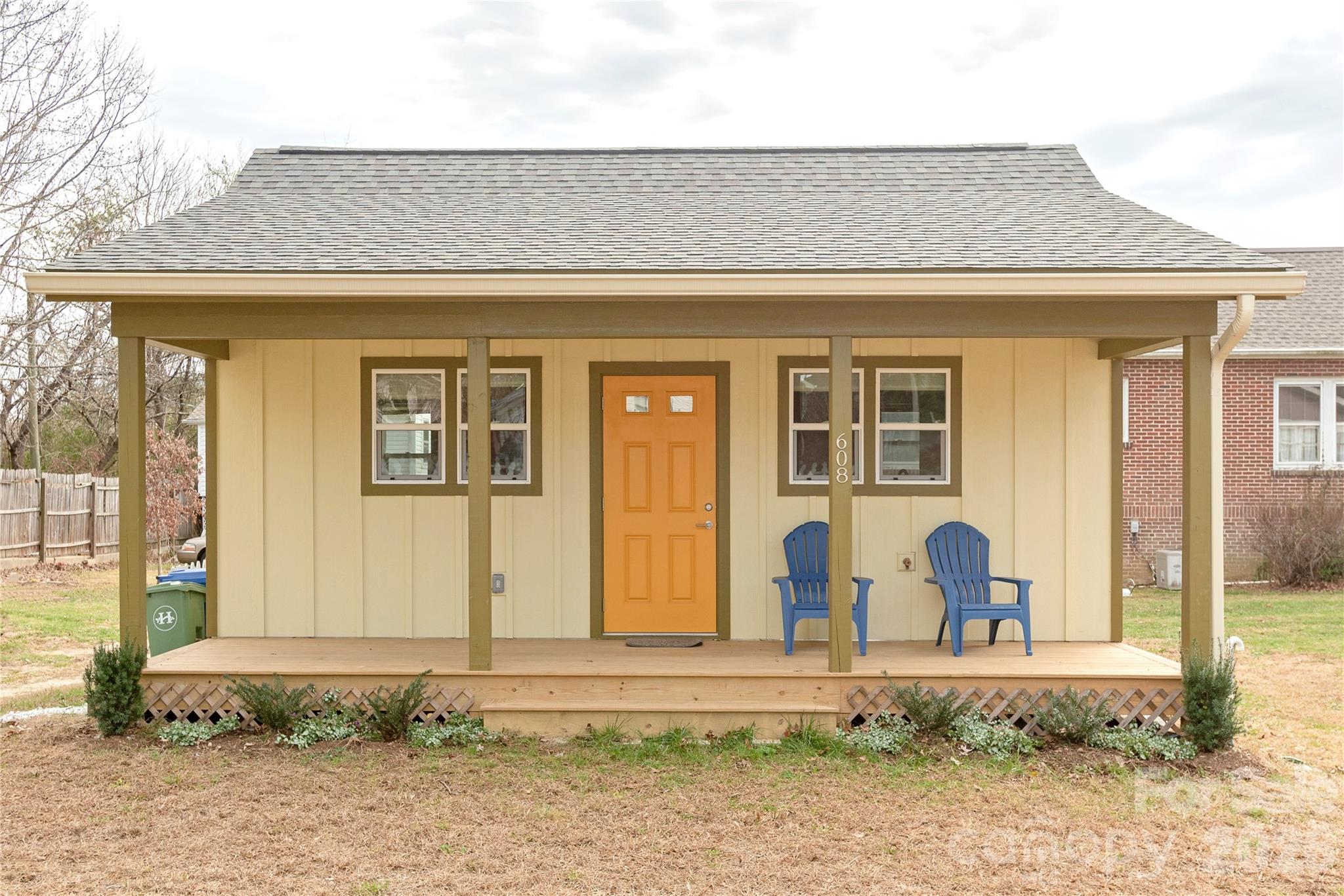 608 Ray Avenue Property Photo 1