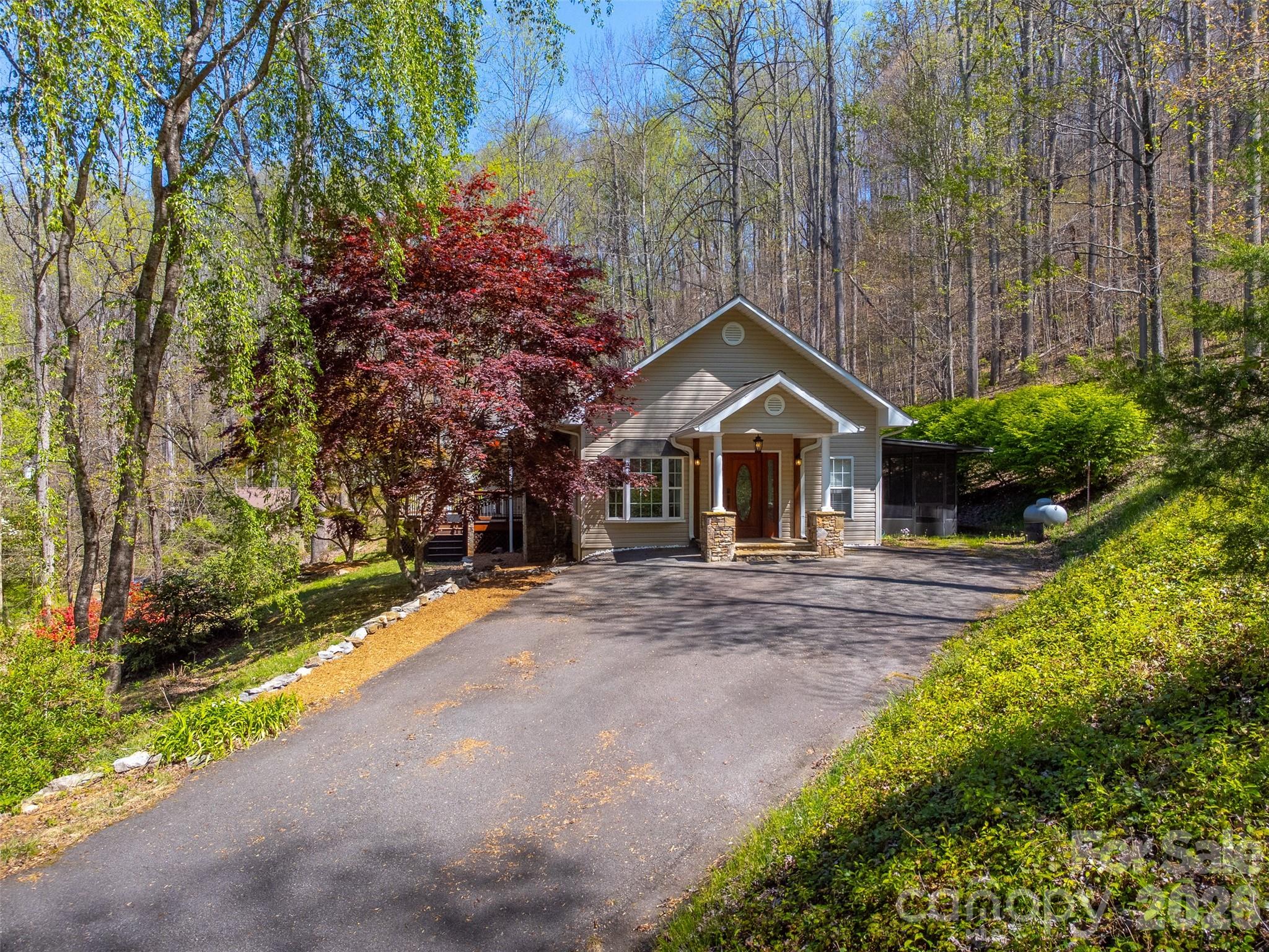 605 Toy Cove Road Property Photo 4
