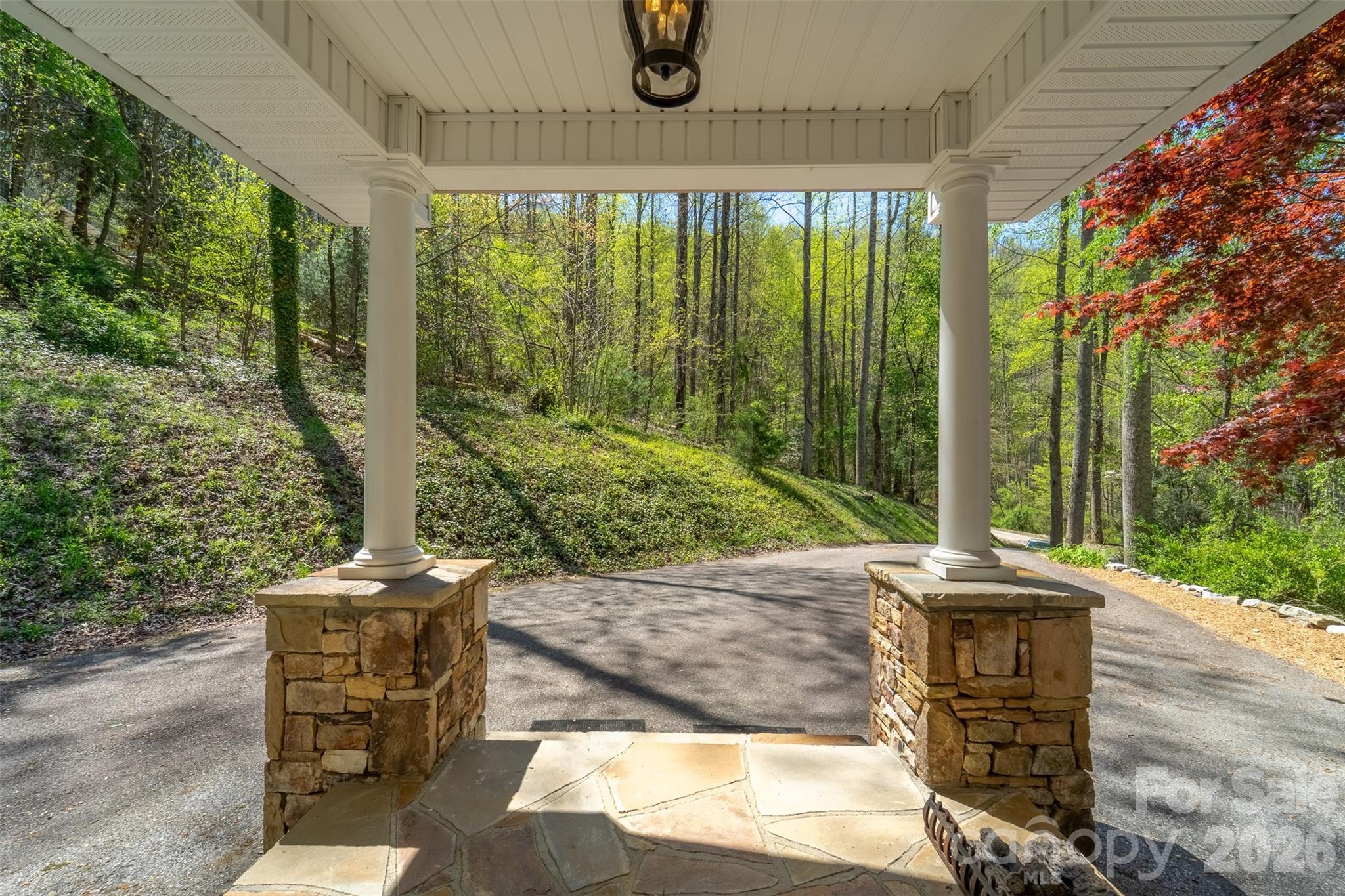 605 Toy Cove Road Property Photo 8