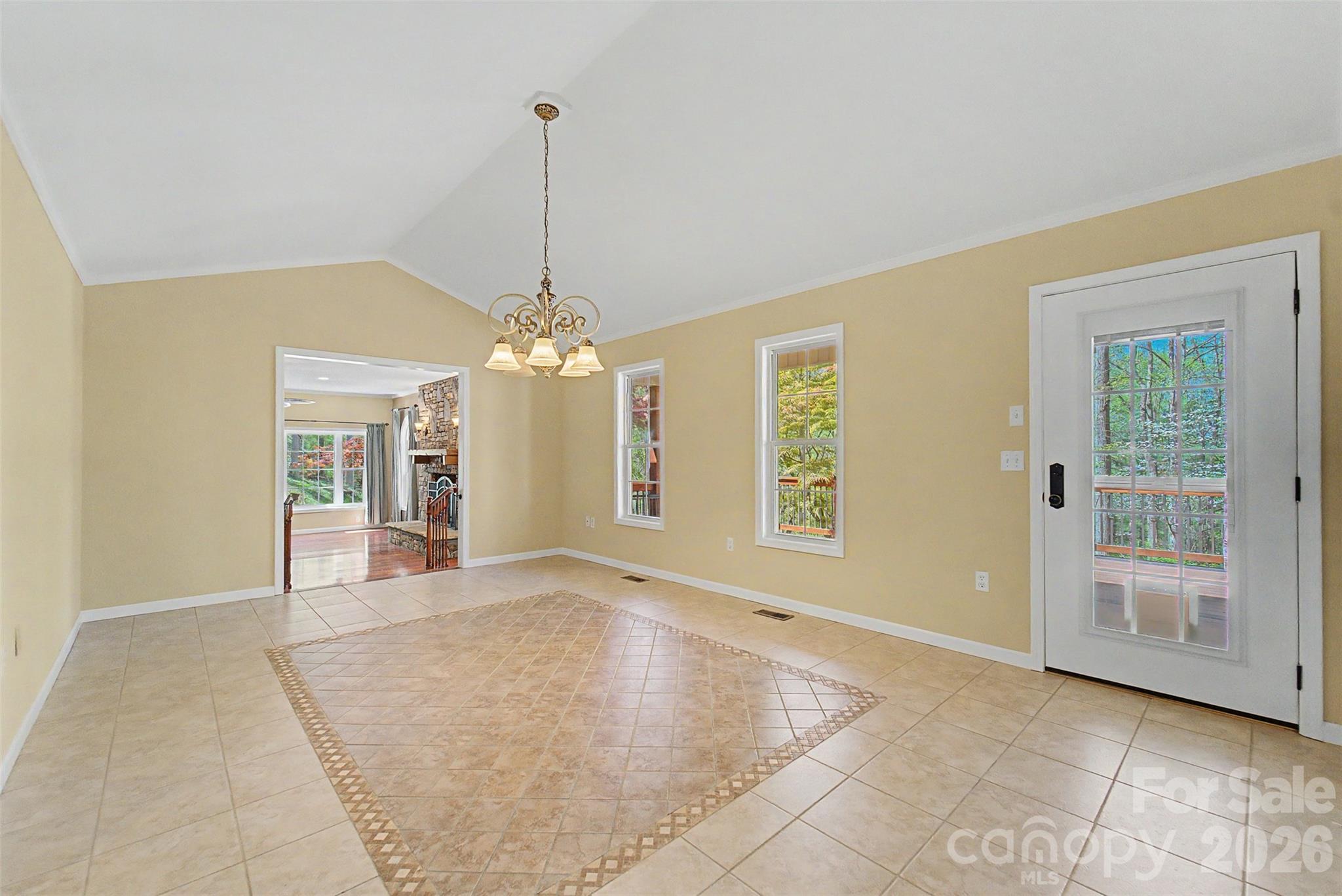 605 Toy Cove Road Property Photo 15