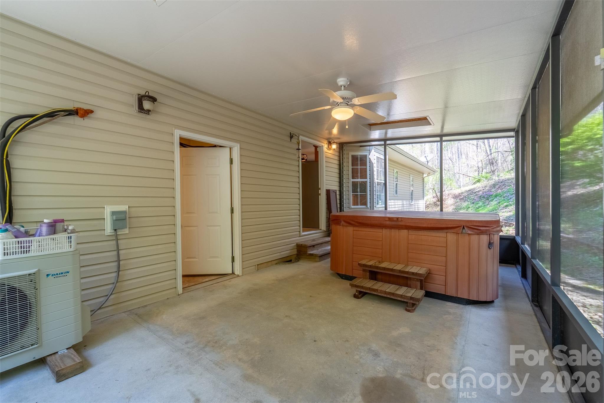 605 Toy Cove Road Property Photo 34