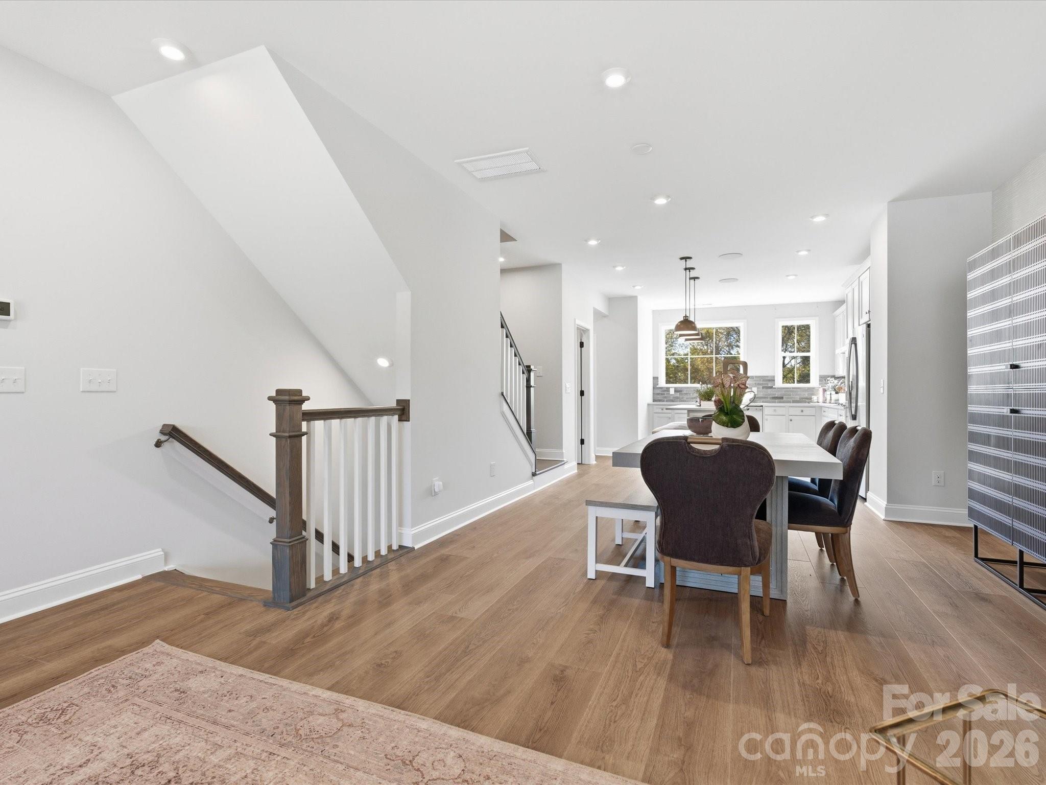 3033 Circles End Property Photo 6