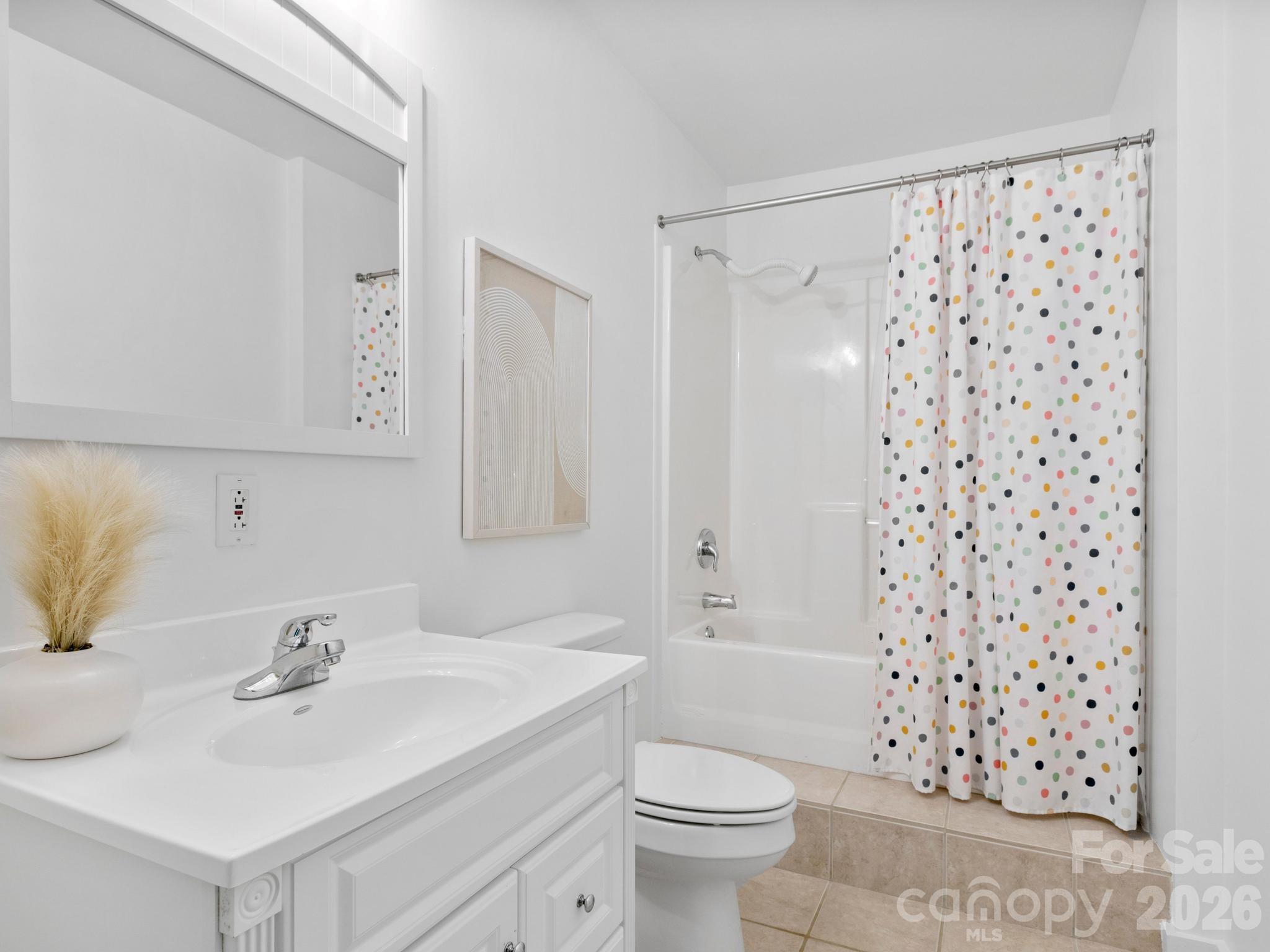 220 Jones Court Property Photo 25