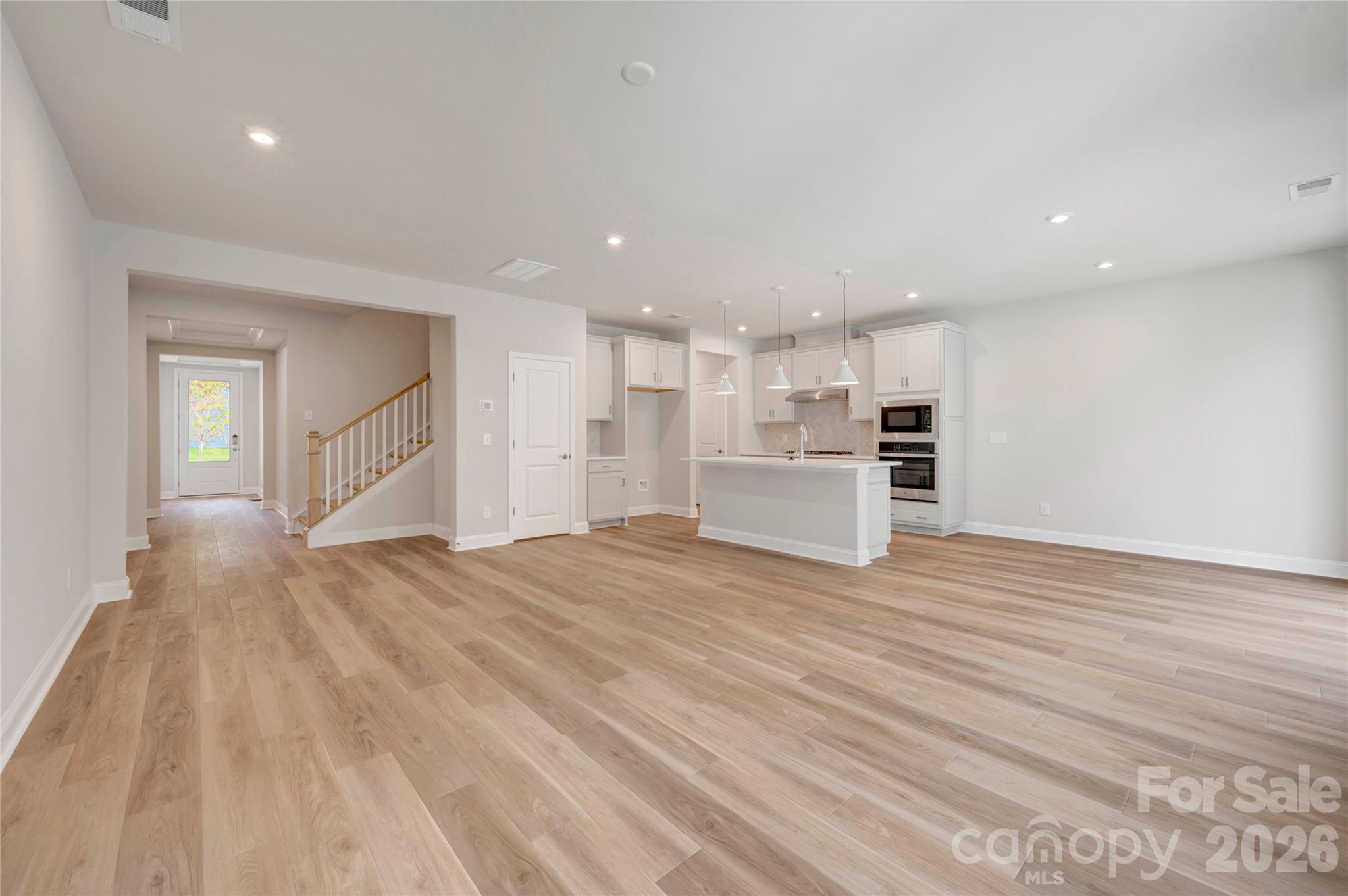 201 Landy Street Property Photo 4