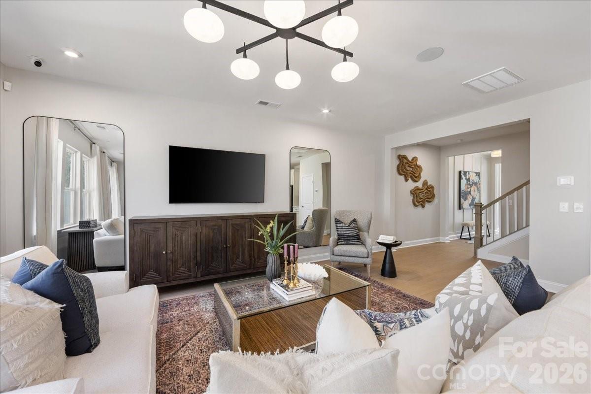201 Landy Street Property Photo 6