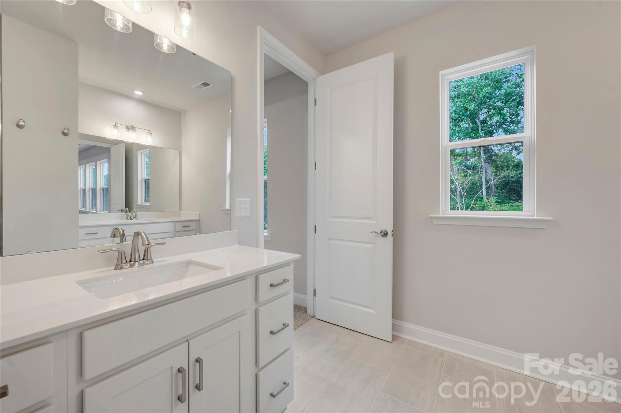 201 Landy Street Property Photo 20