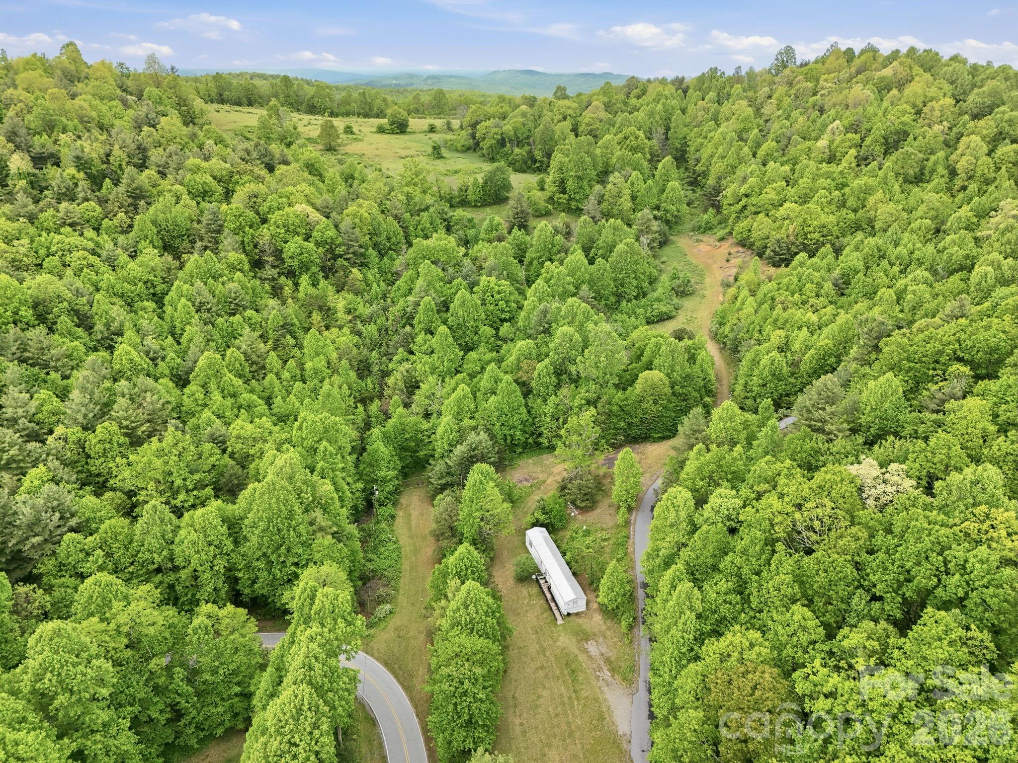 4105 Pinnacle Mountain Road Property Photo 15