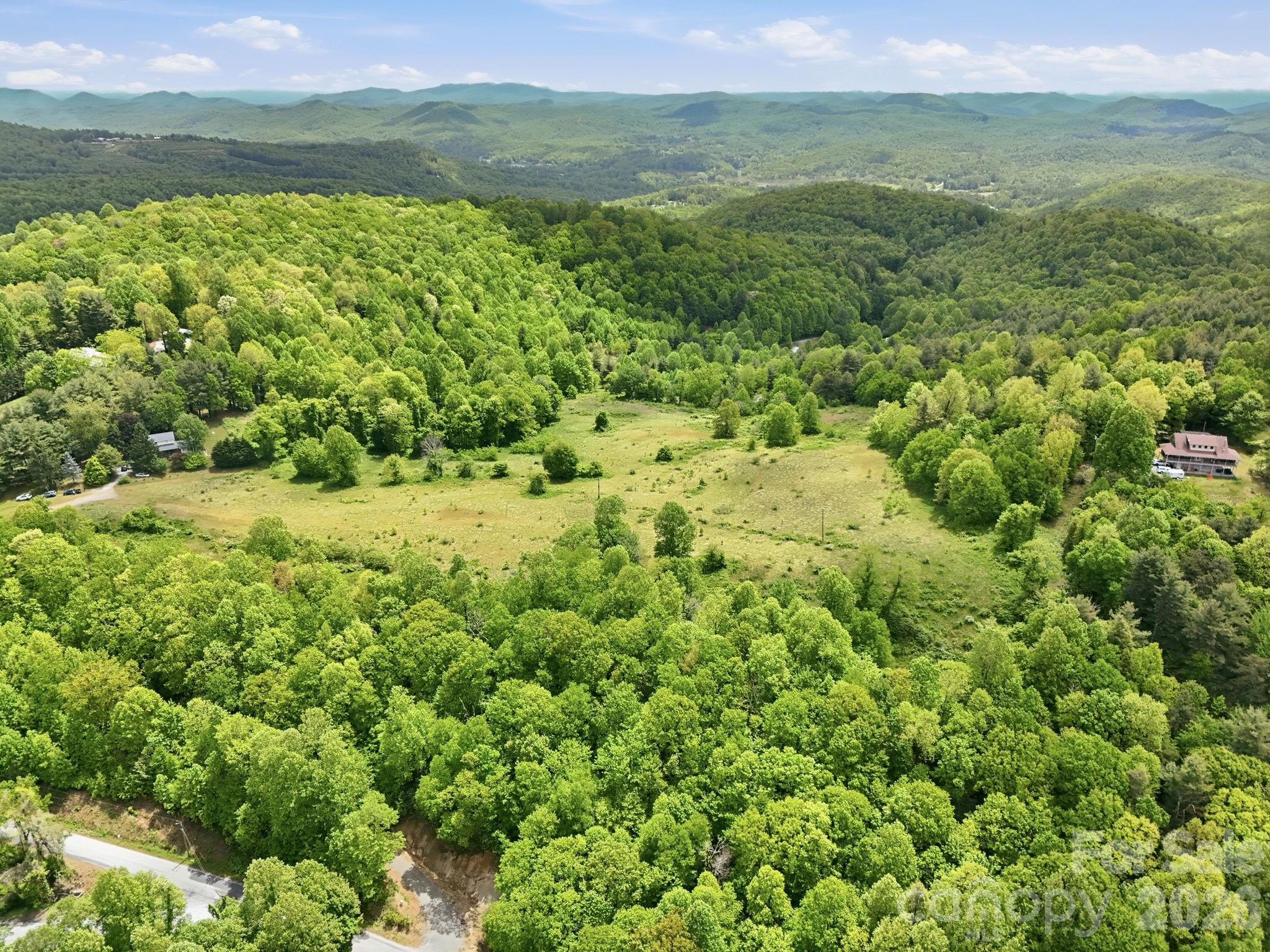 4105 Pinnacle Mountain Road Property Photo 18