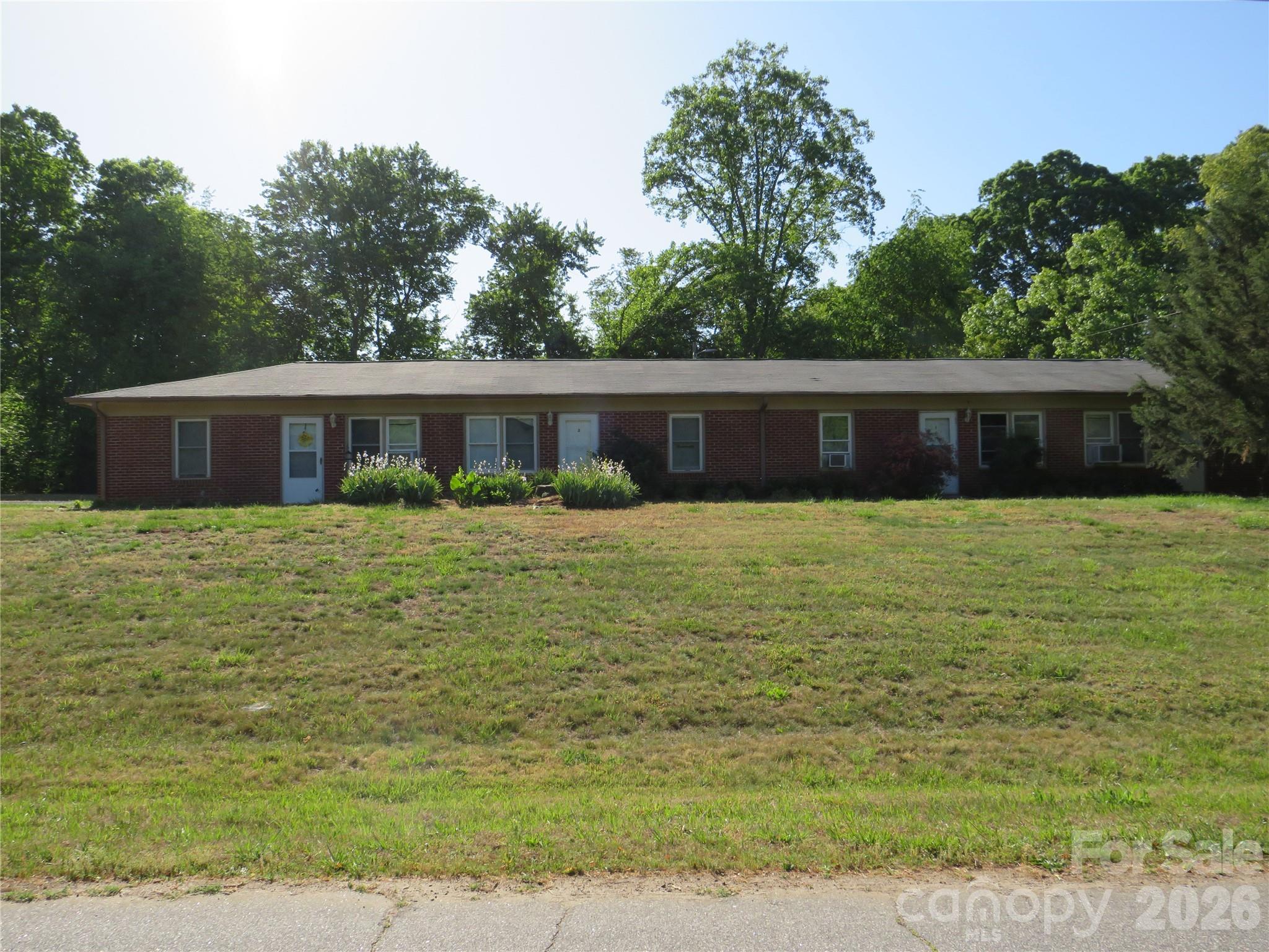 144 Nottingham Drive Property Photo 6