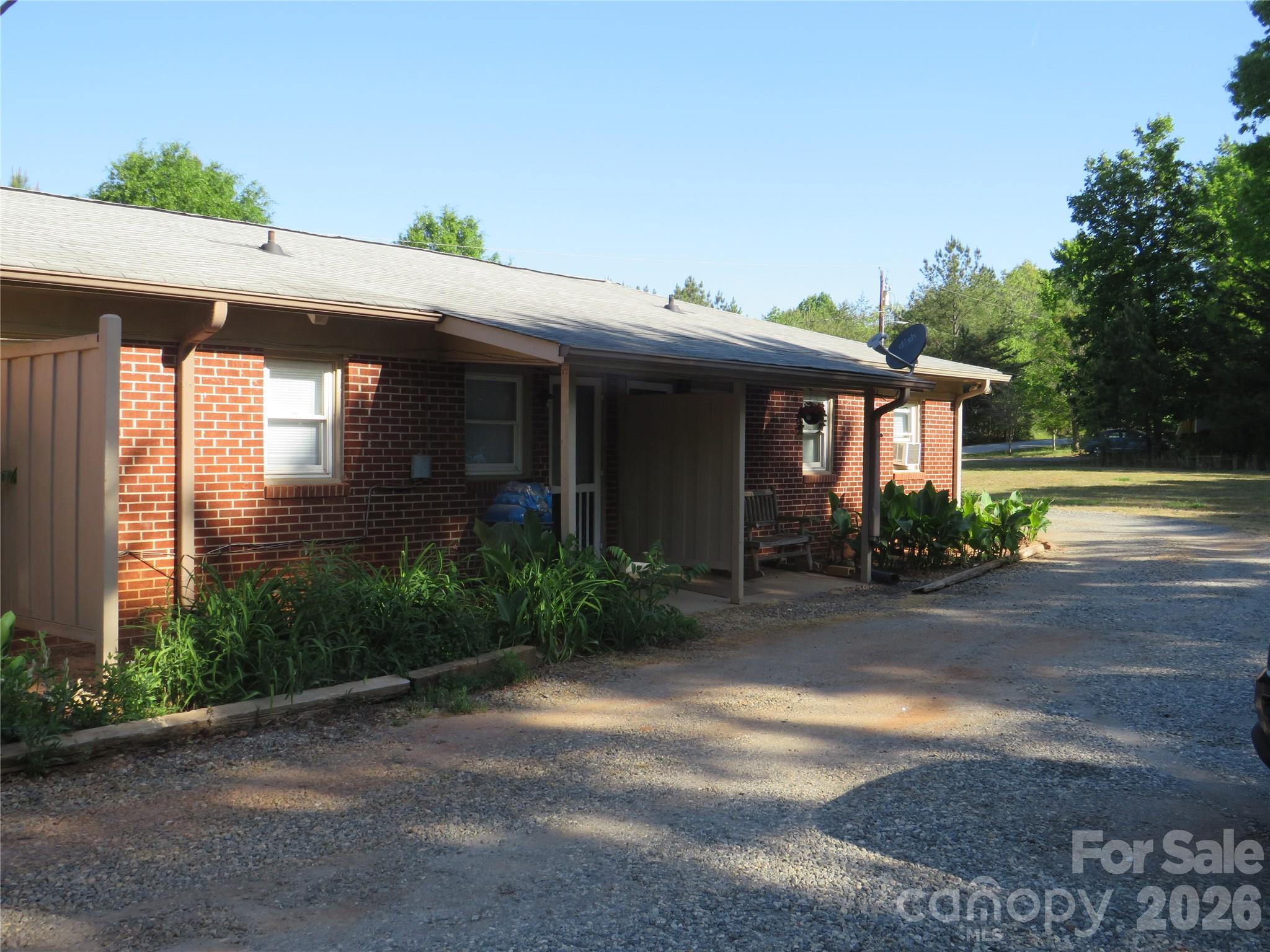 144 Nottingham Drive Property Photo 11
