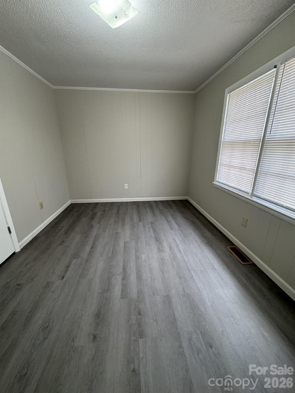 144 Nottingham Drive Property Photo 20