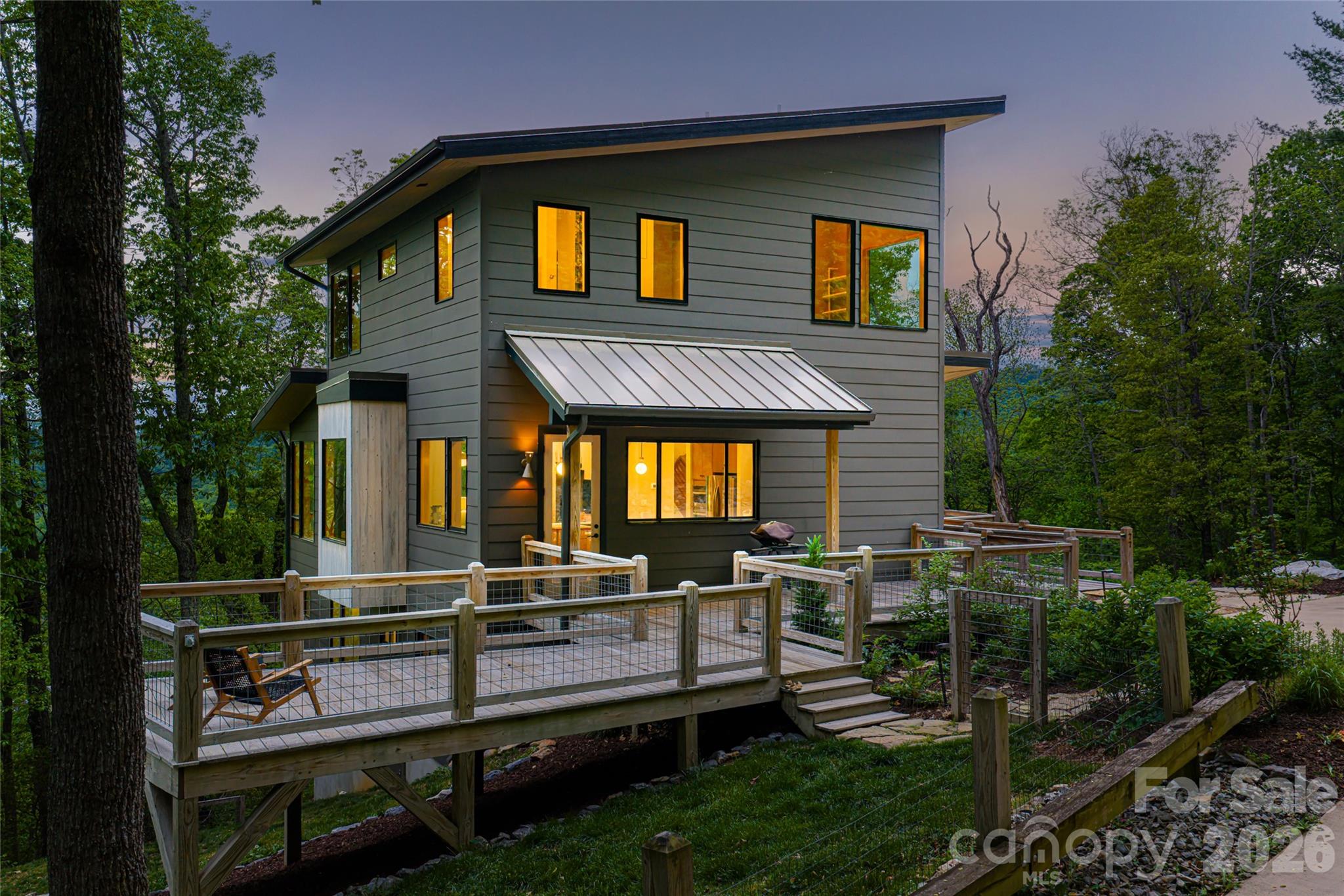 77 Mcintyre Drive Property Photo 1