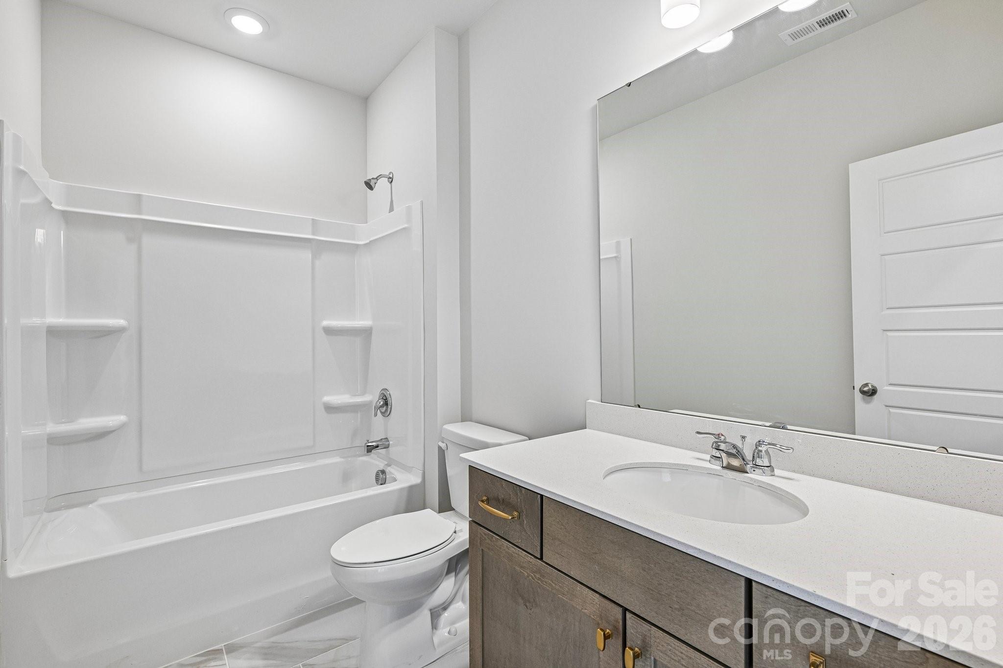 605 Banter Lane 37 Property Photo 10