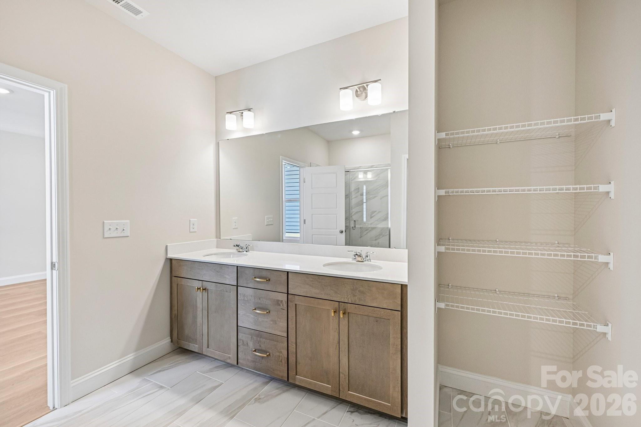 605 Banter Lane 37 Property Photo 19
