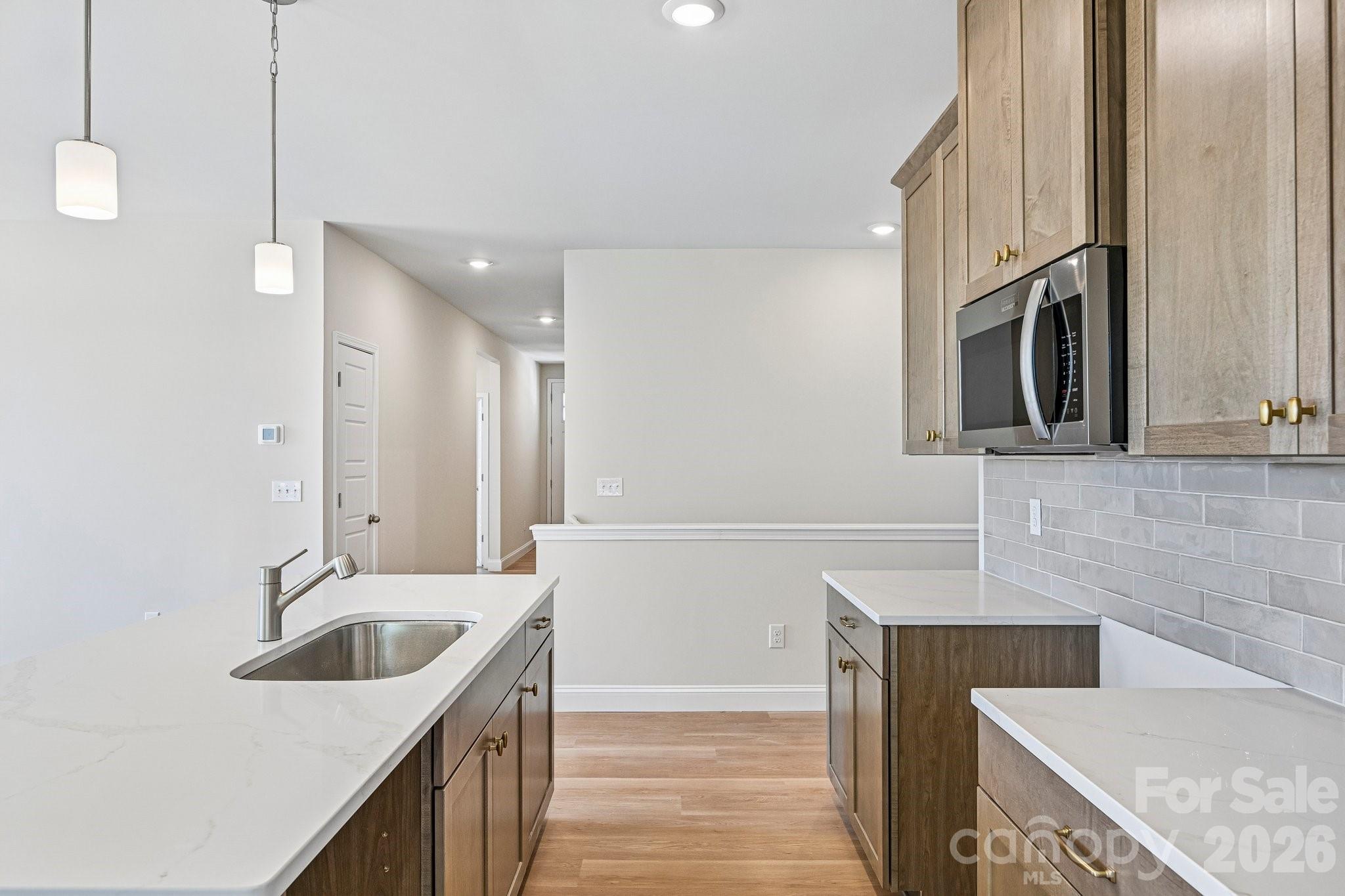 605 Banter Lane 37 Property Photo 27