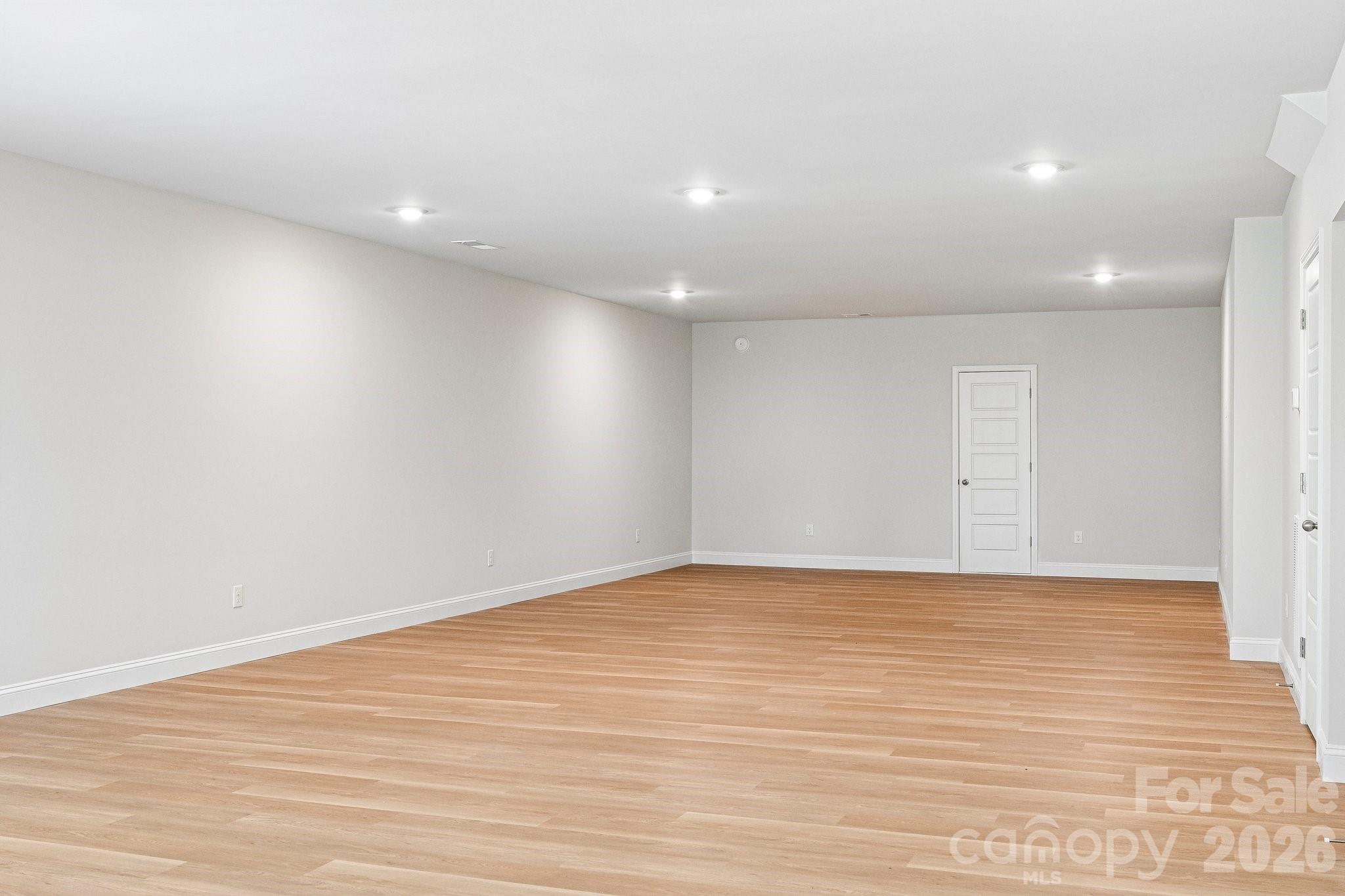 605 Banter Lane 37 Property Photo 40
