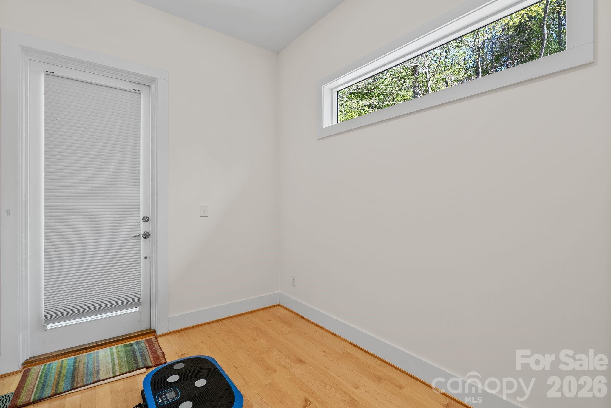 404 Amanda Drive 2a&3 Property Photo 15