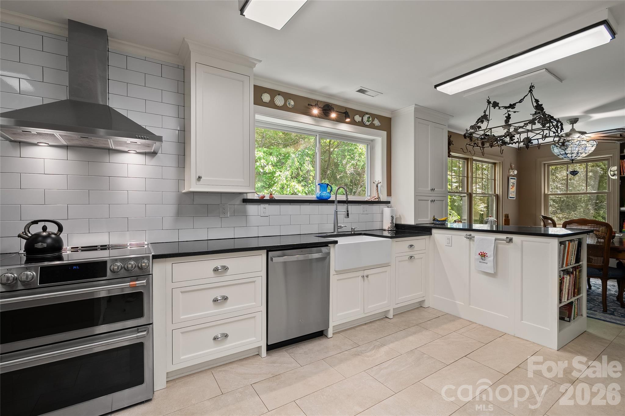 185 Macon Avenue B10 Property Photo 23