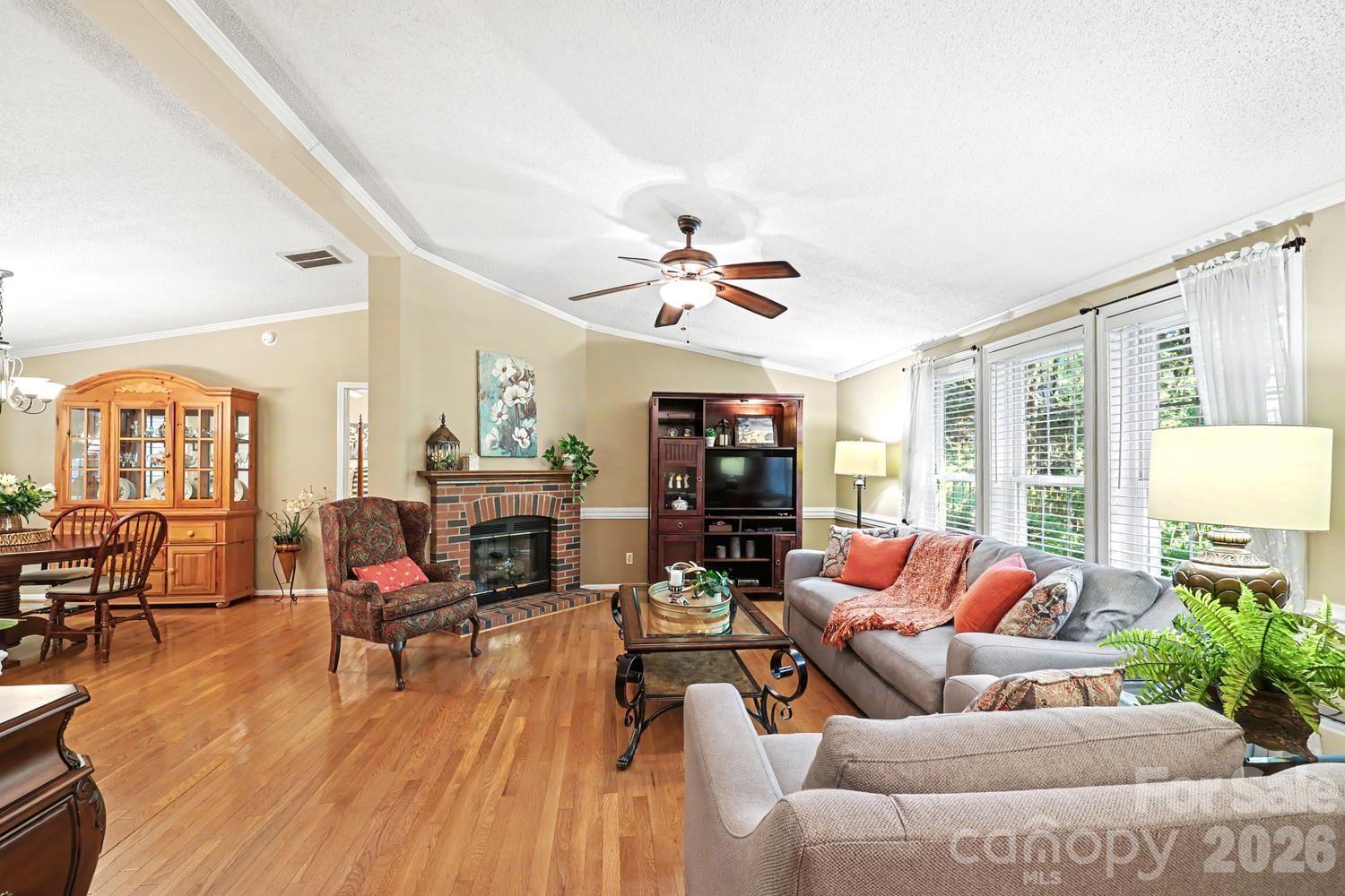 10112 Idlewild Road Property Photo 14