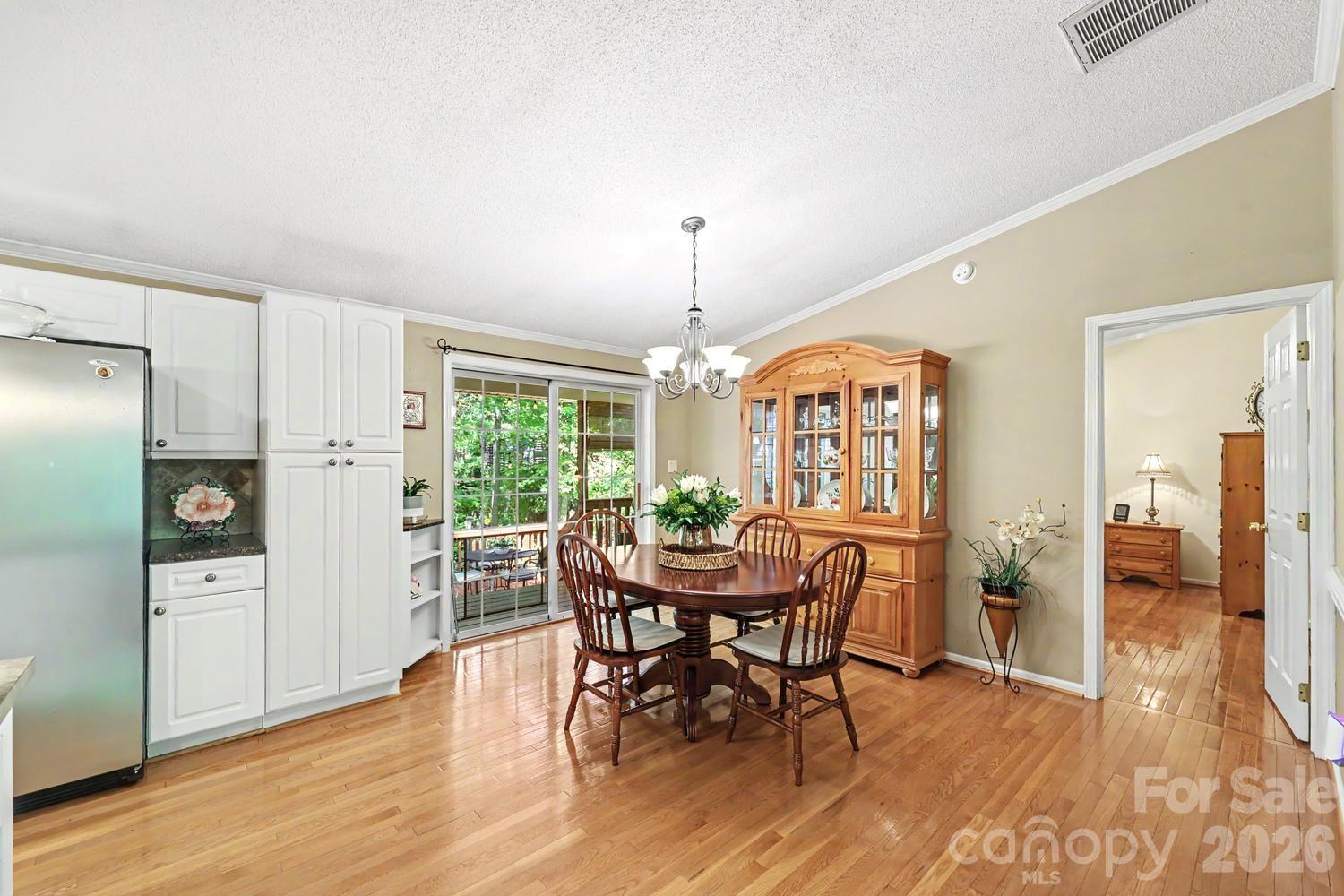 10112 Idlewild Road Property Photo 17