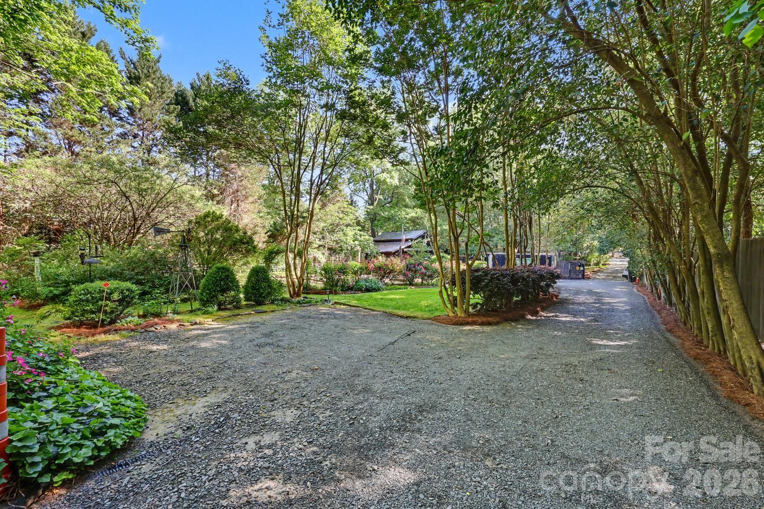 10112 Idlewild Road Property Photo 43