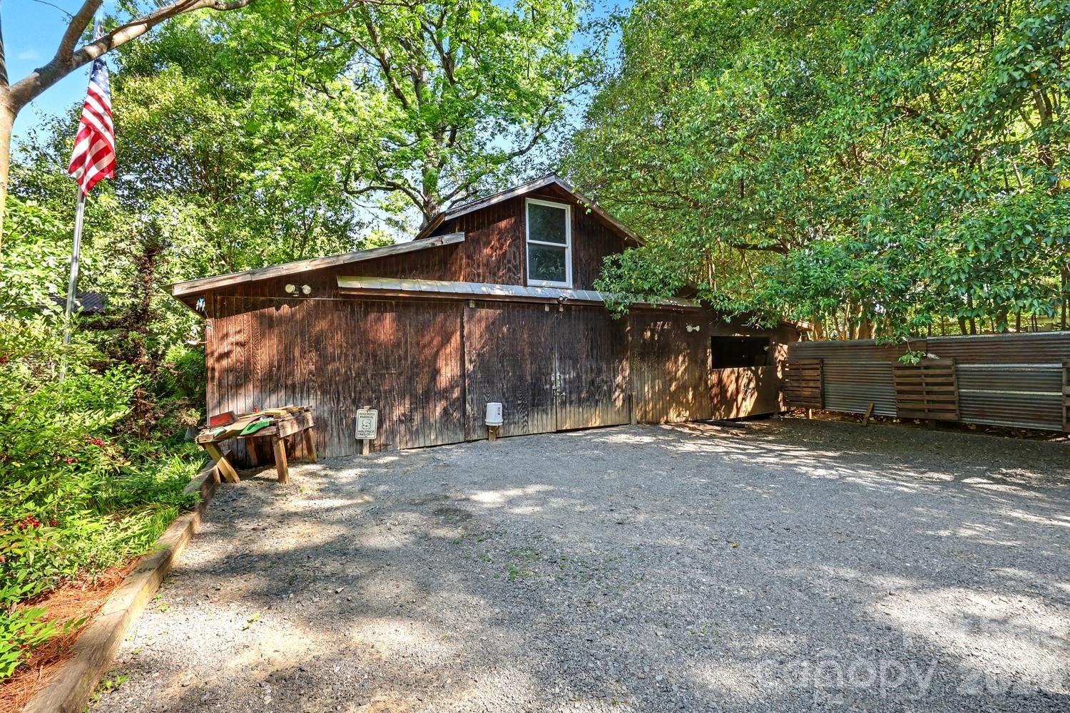 10112 Idlewild Road Property Photo 44