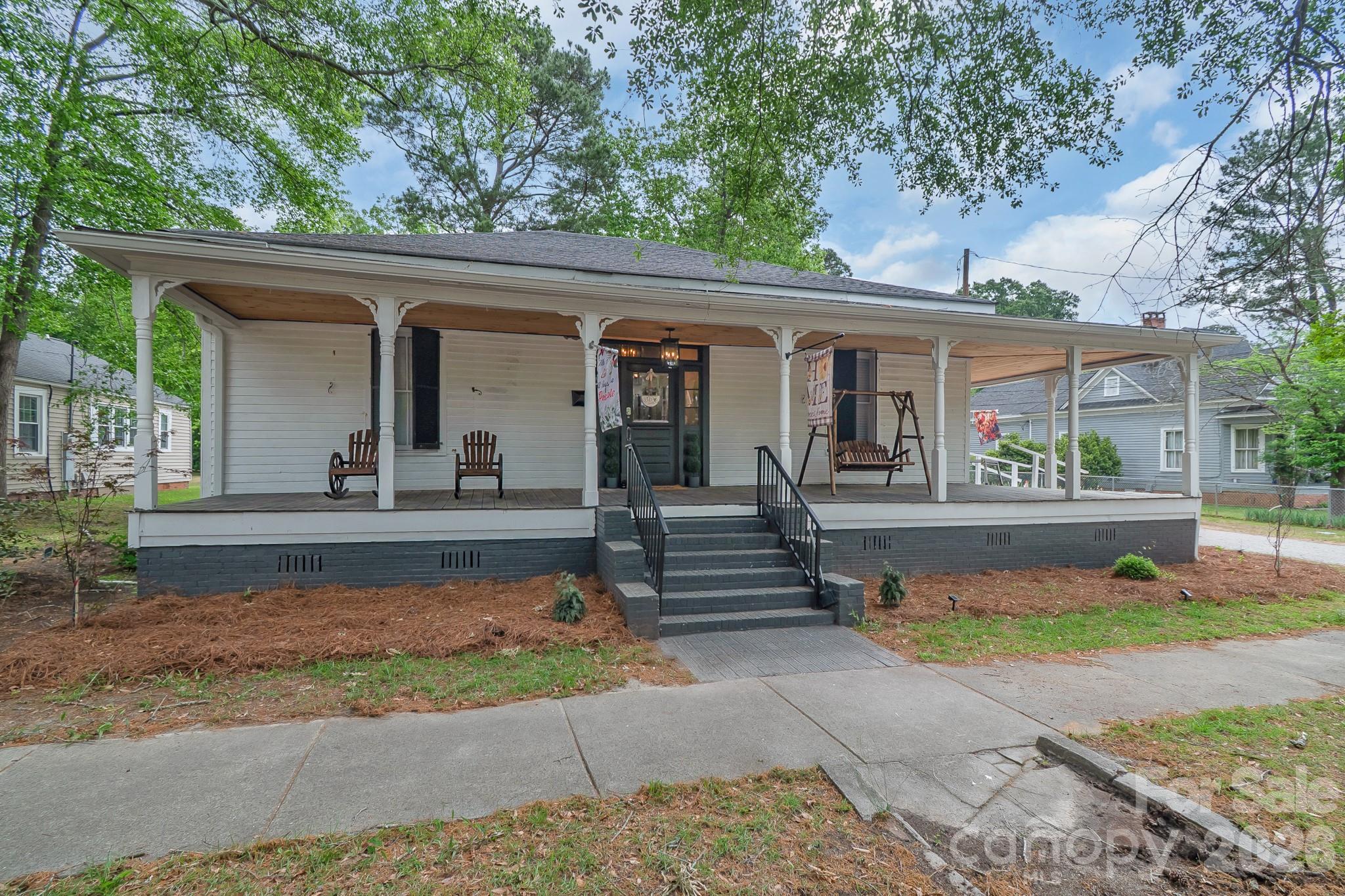 226 Huger Street Property Photo 3