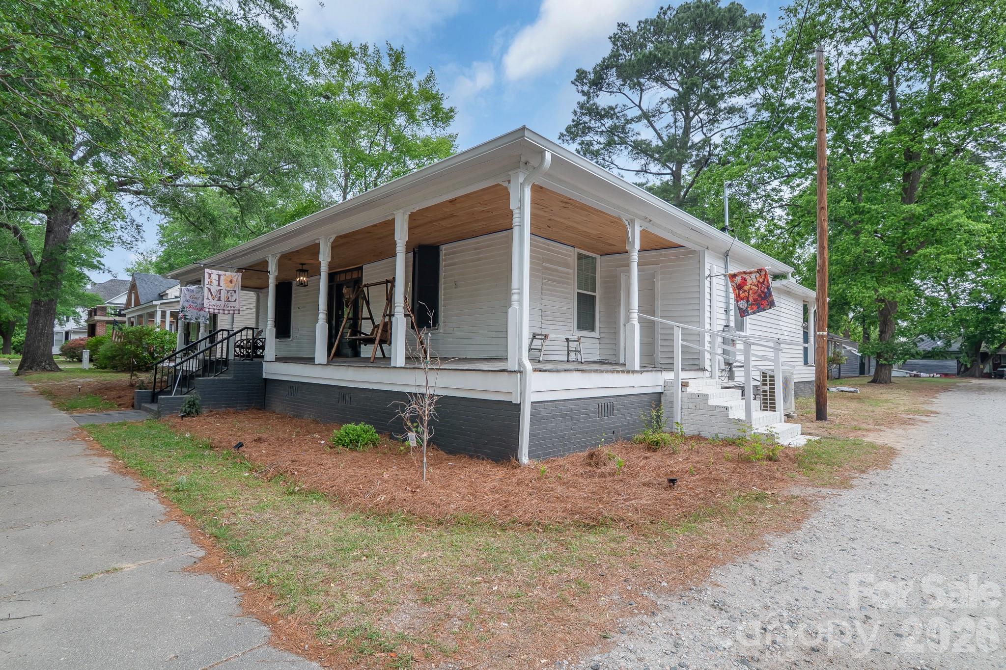 226 Huger Street Property Photo 3