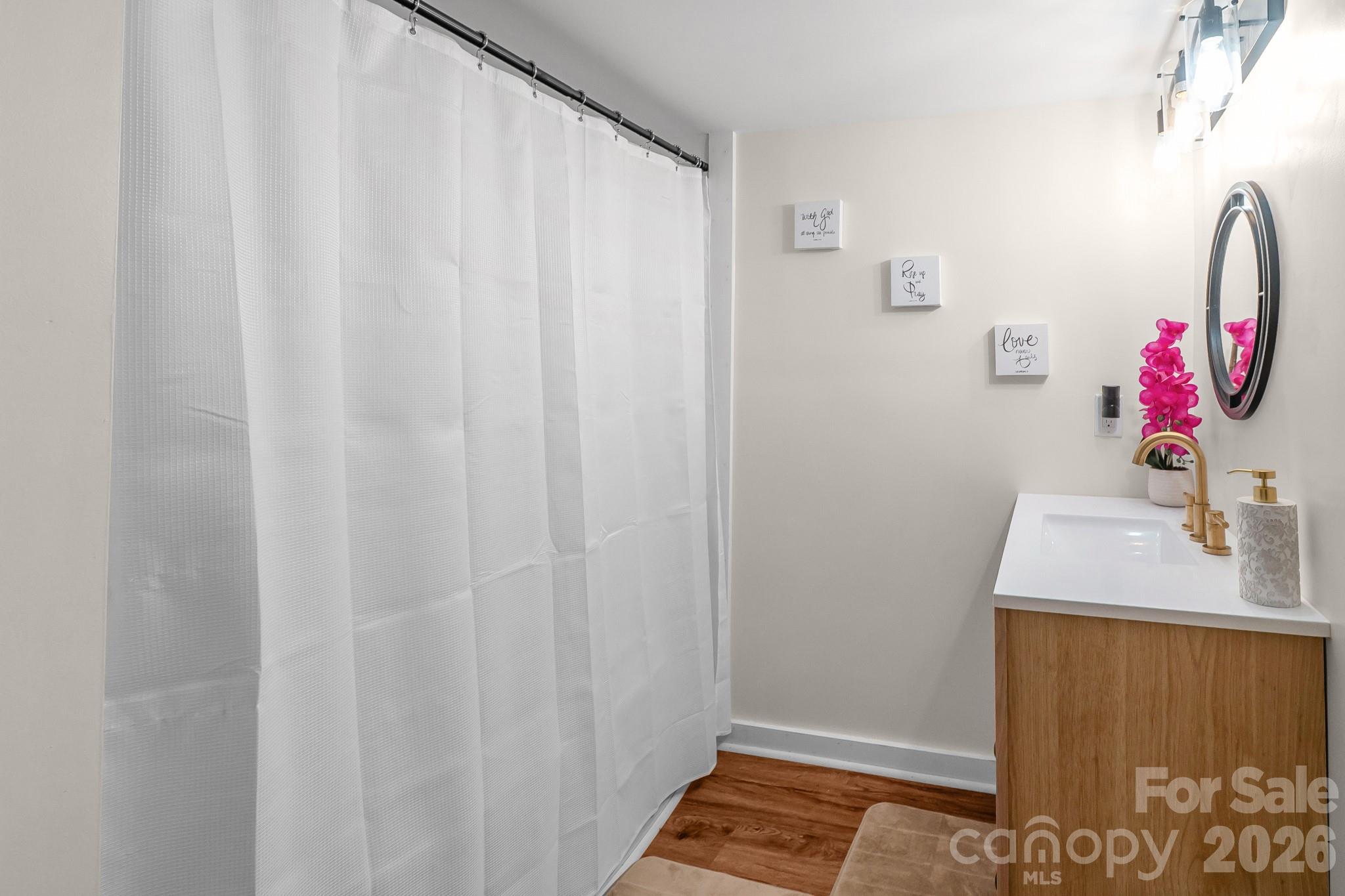 226 Huger Street Property Photo 6
