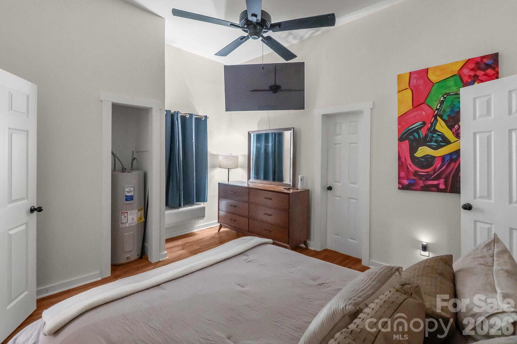 226 Huger Street Property Photo 9