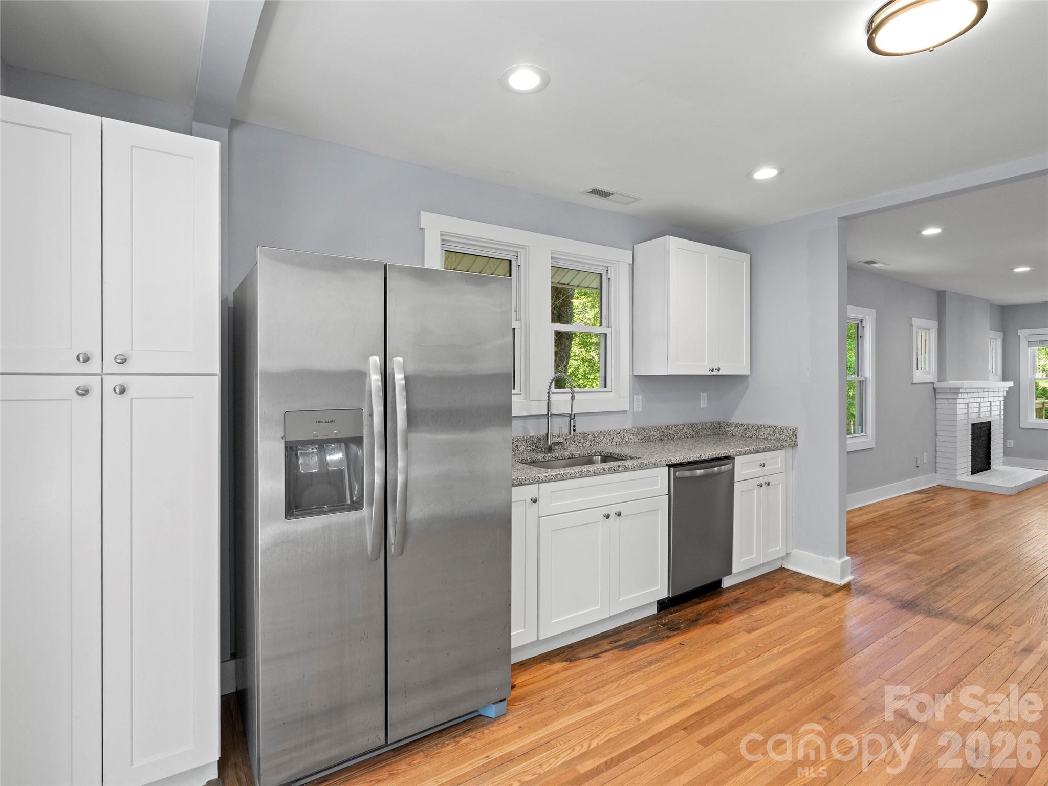 926 W Chapel Road Property Photo 13