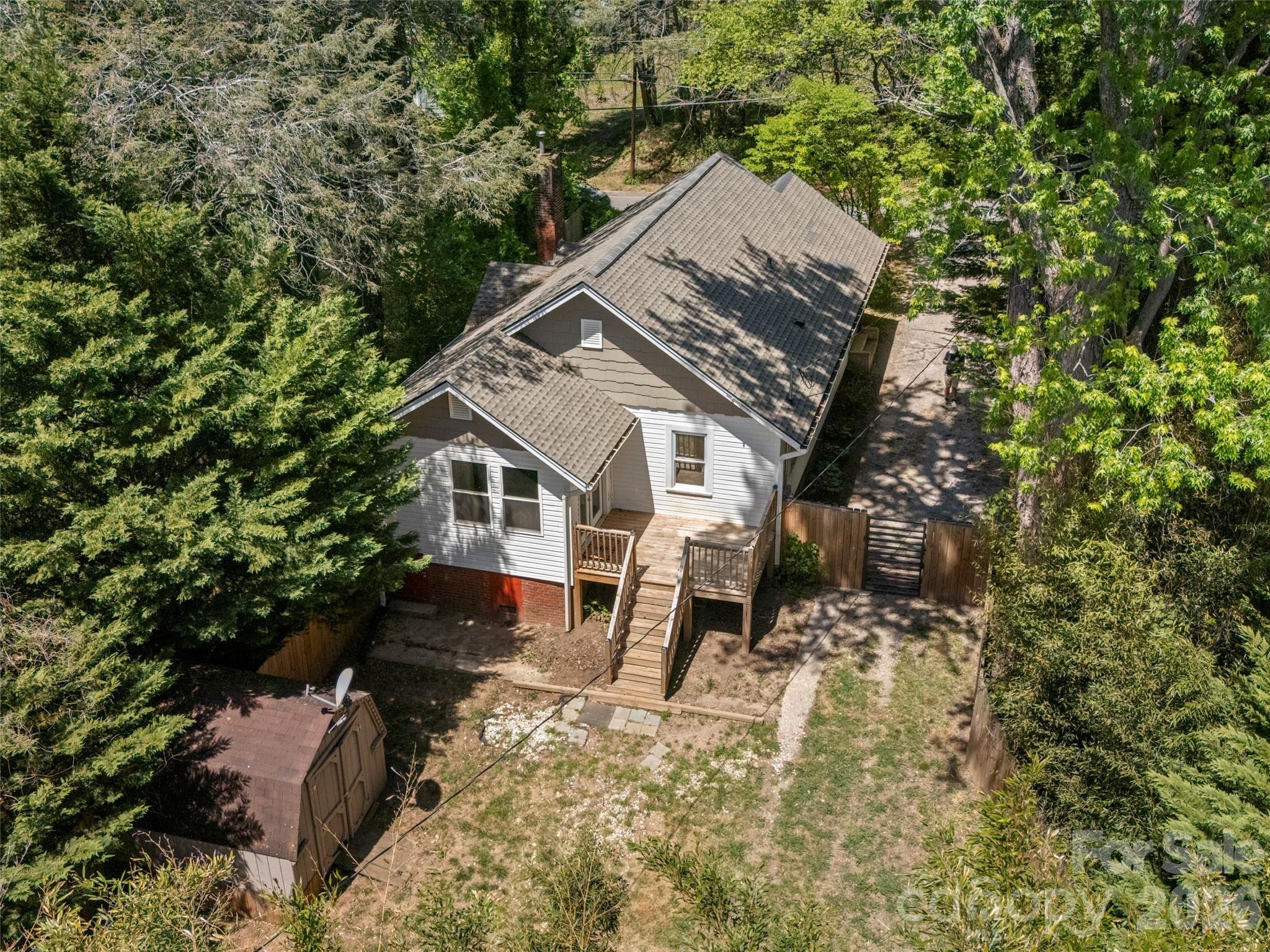 926 W Chapel Road Property Photo 28