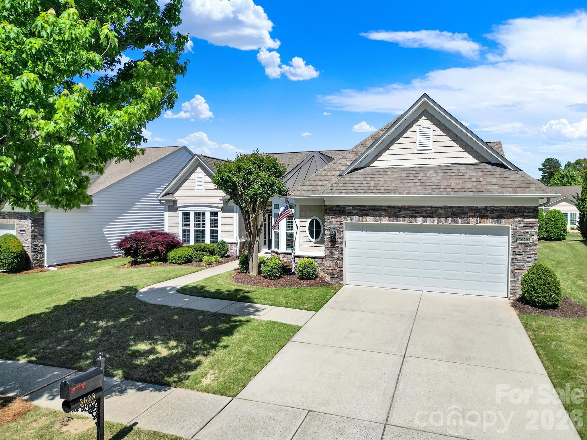3628 Golden Cascade Lane Property Photo 3