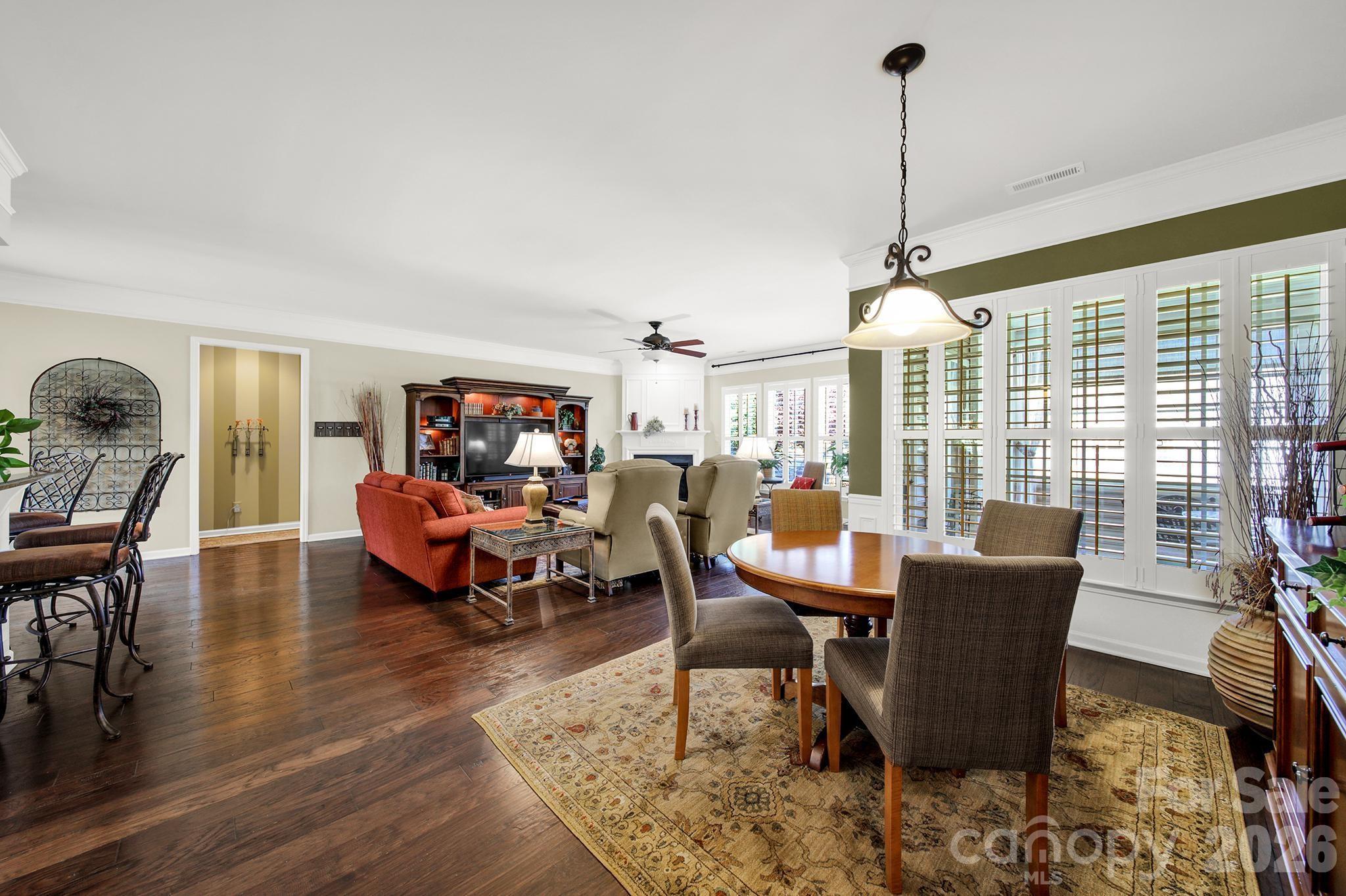3628 Golden Cascade Lane Property Photo 24