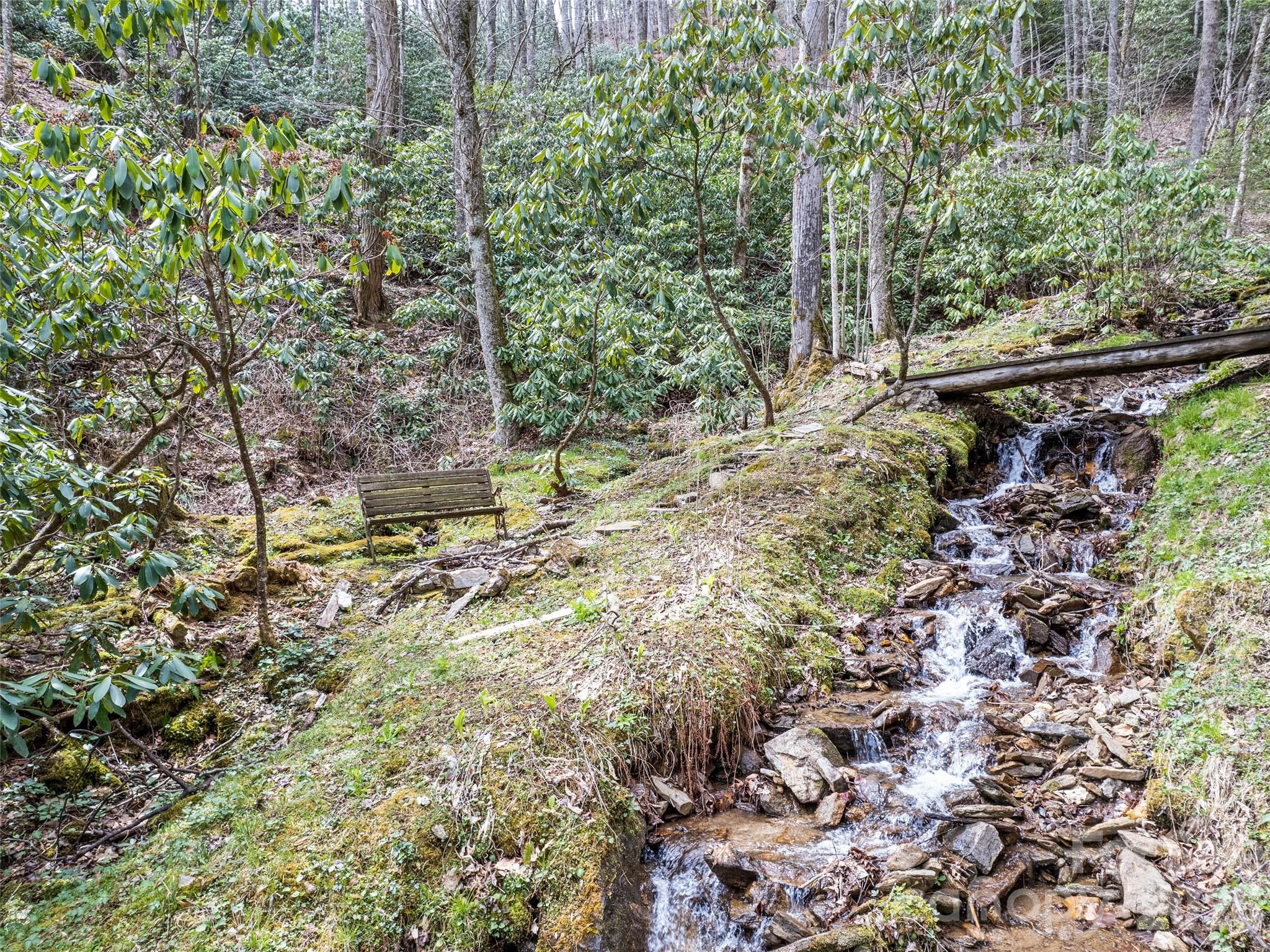 57 Grosbeak Trail Property Photo 6