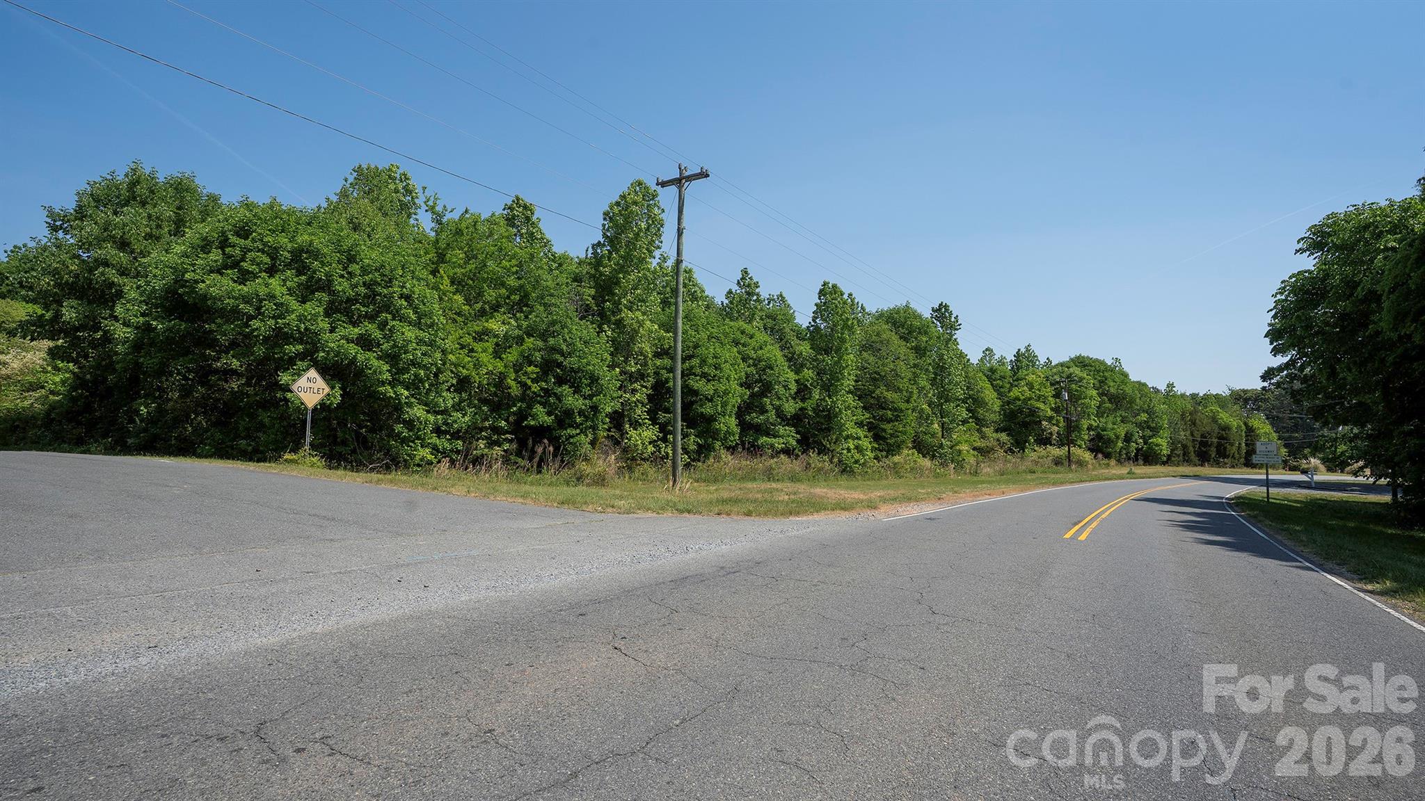 8115 Brief Road Property Photo 9