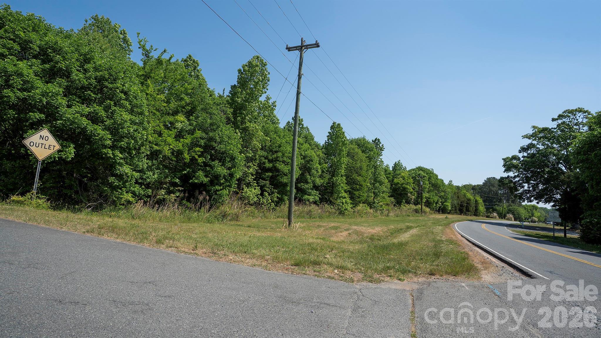 8115 Brief Road Property Photo 10