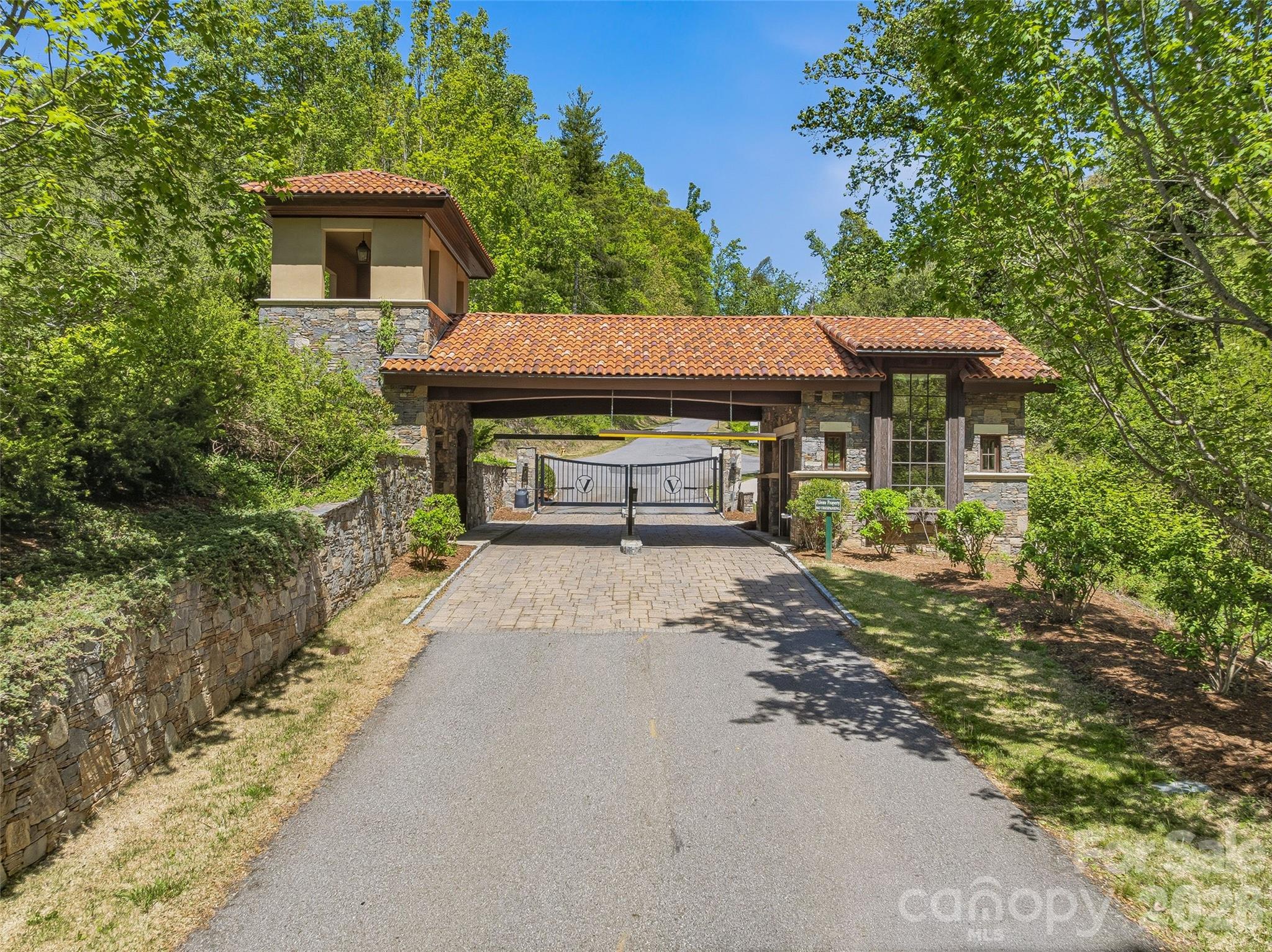 135 Starling Pass Property Photo 40