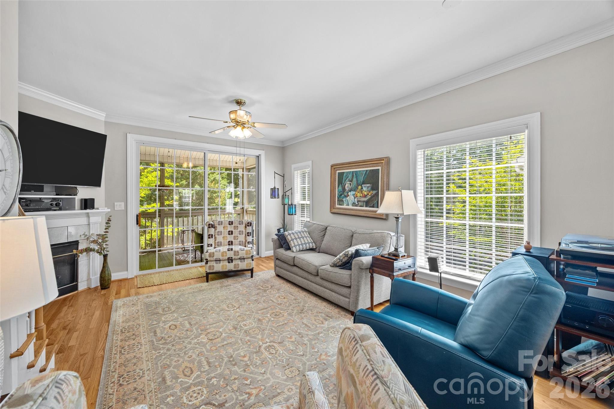 1261 Charlotte Avenue Property Photo 4