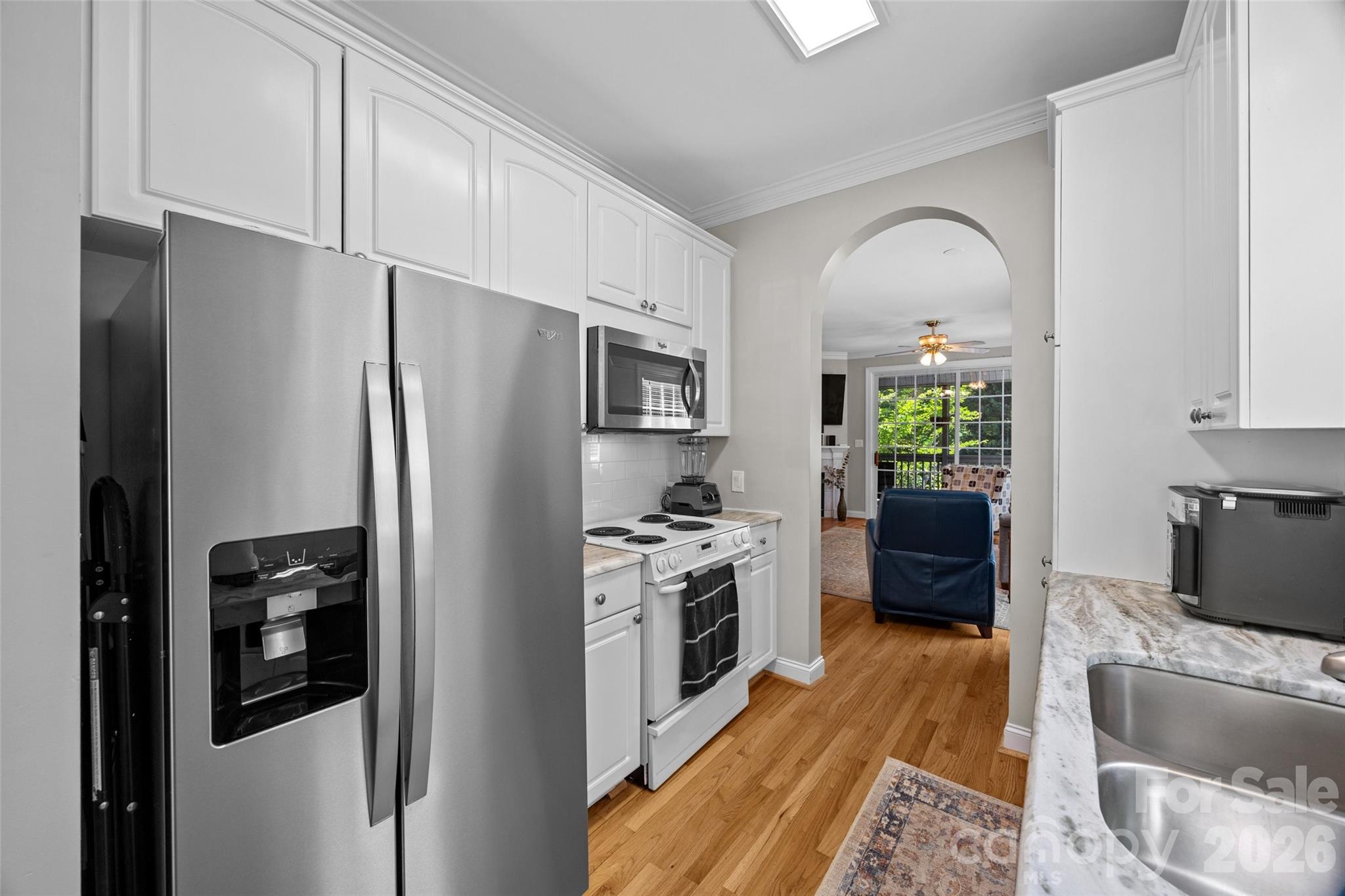 1261 Charlotte Avenue Property Photo 10